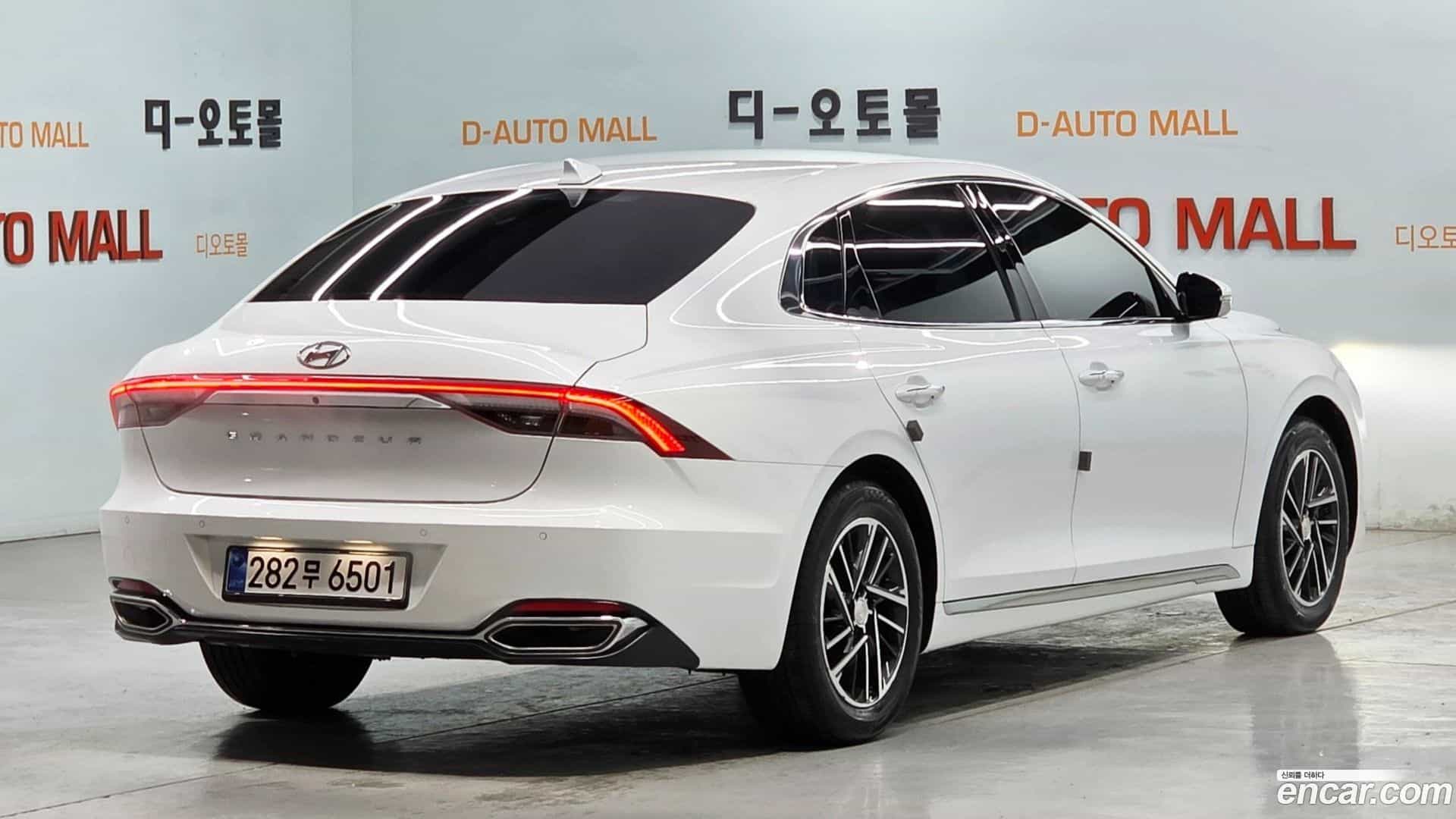 Grandeur Hyundai 2021.10-OUTER-004
