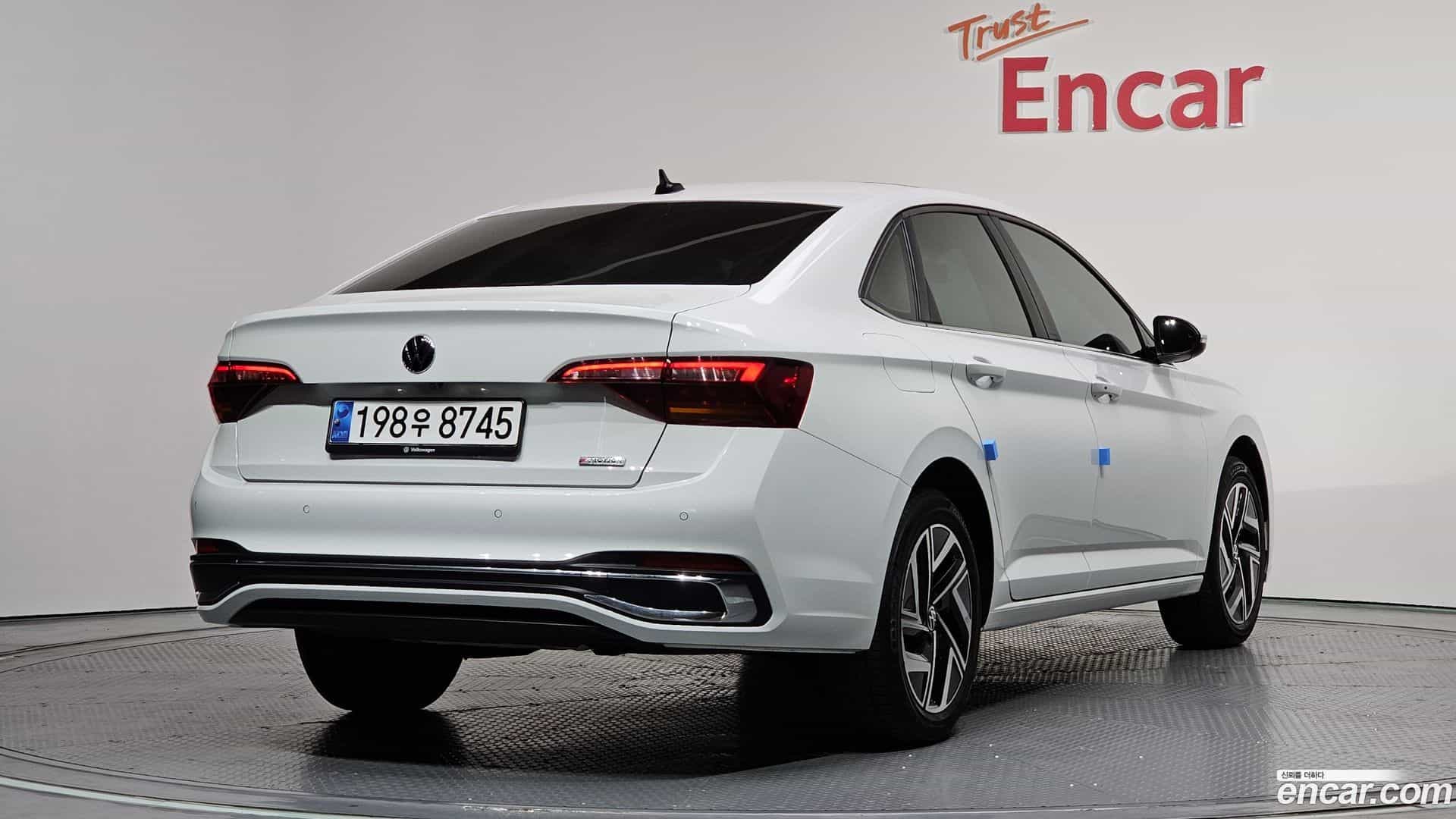 Jetta Volkswagen 2023.11-OUTER-002