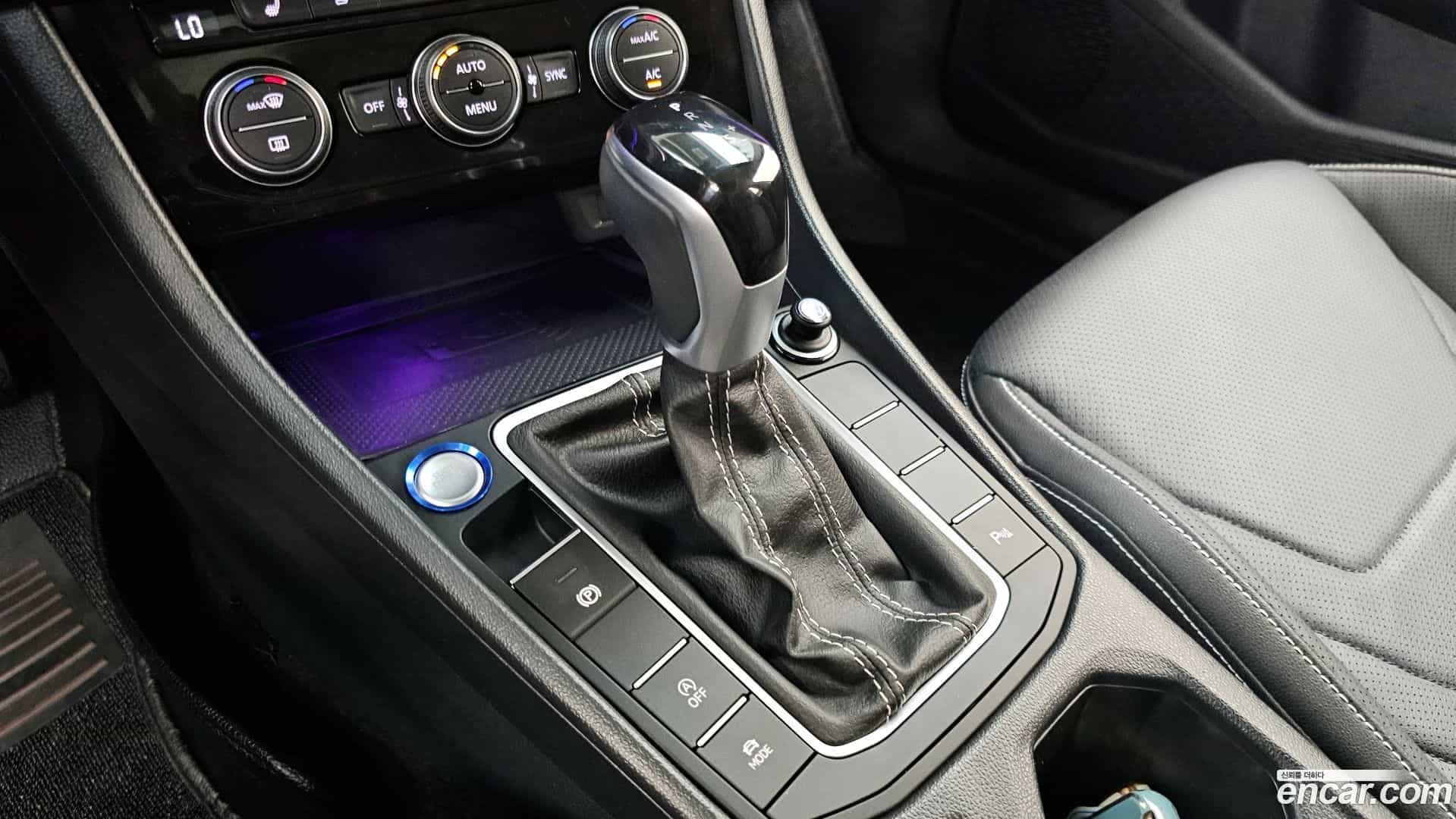 Jetta Volkswagen 2023.11-INNER-009