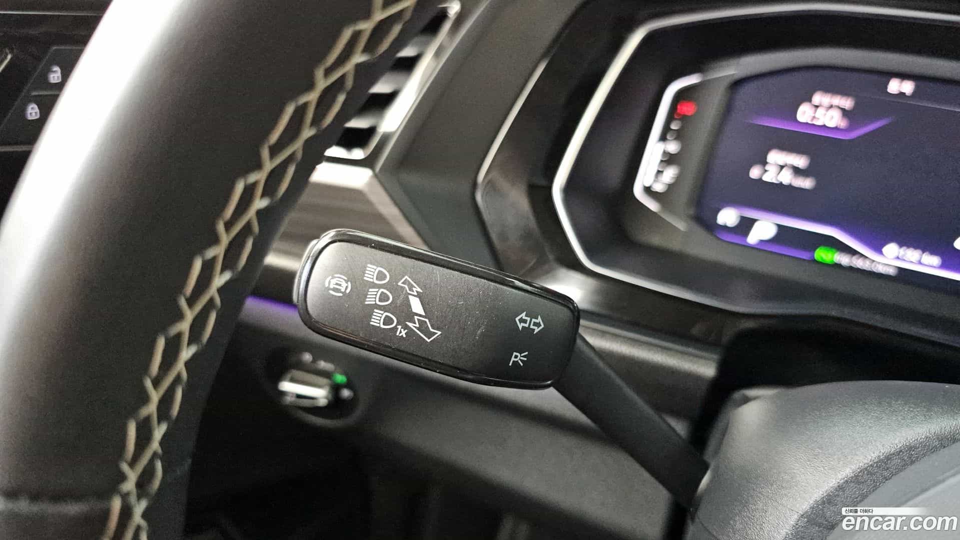 Jetta Volkswagen 2023.11-OPTION-049