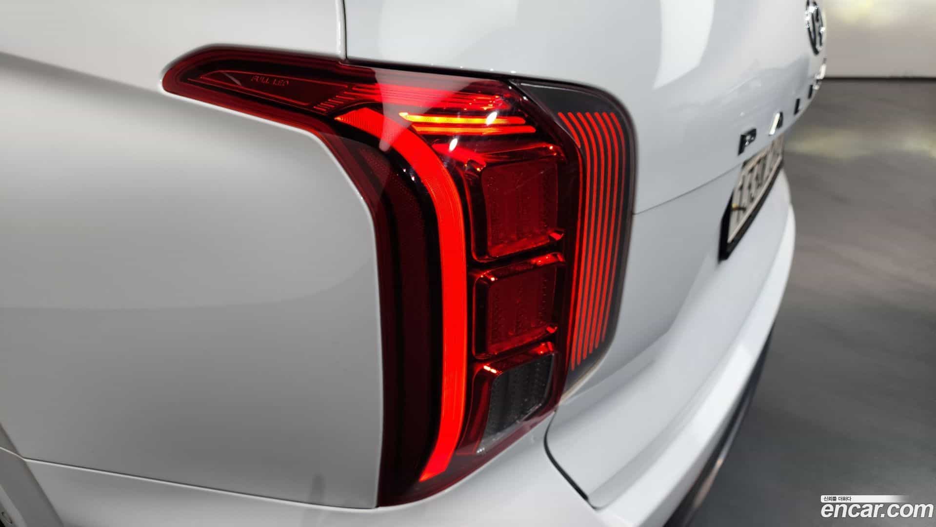 Palisade Hyundai 2023.0-OUTER-033