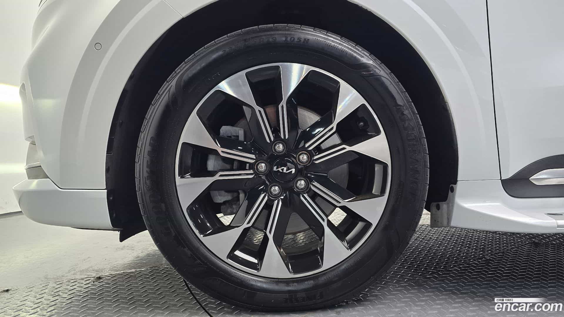 Canival Kia 2023.2-OUTER-005