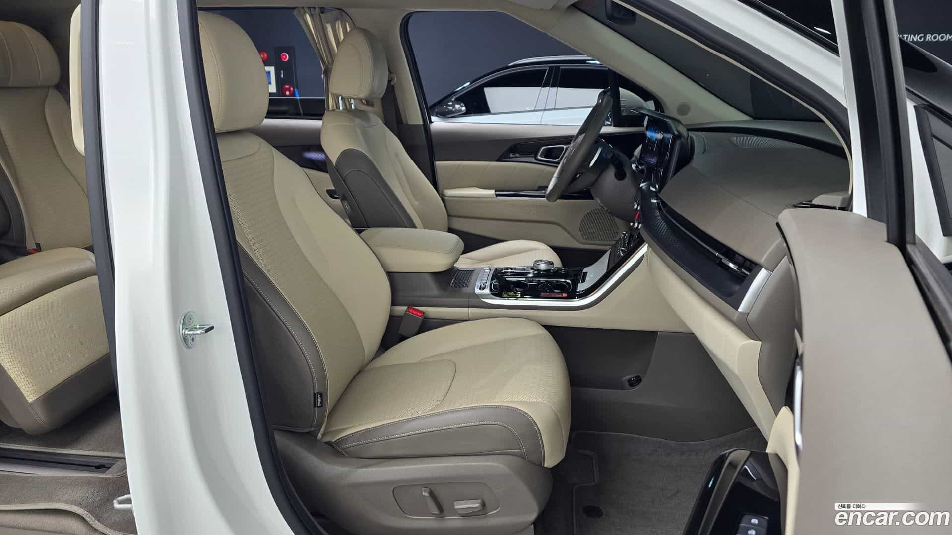 Canival Kia 2023.2-INNER-010