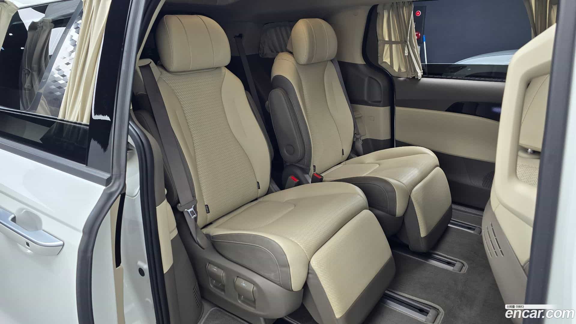 Canival Kia 2023.2-OPTION-016