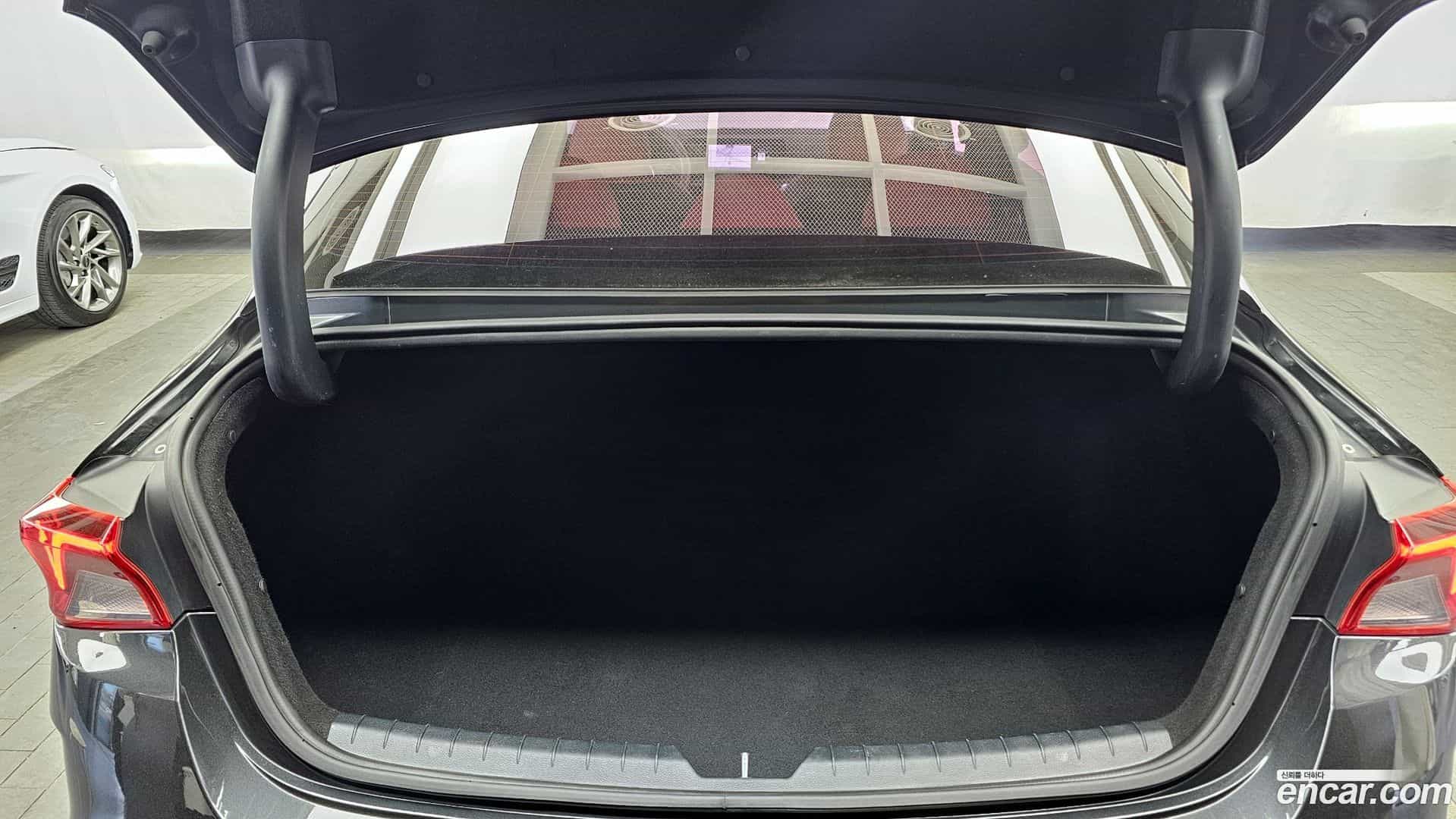 K5 Kia 2020.0-OPTION-024