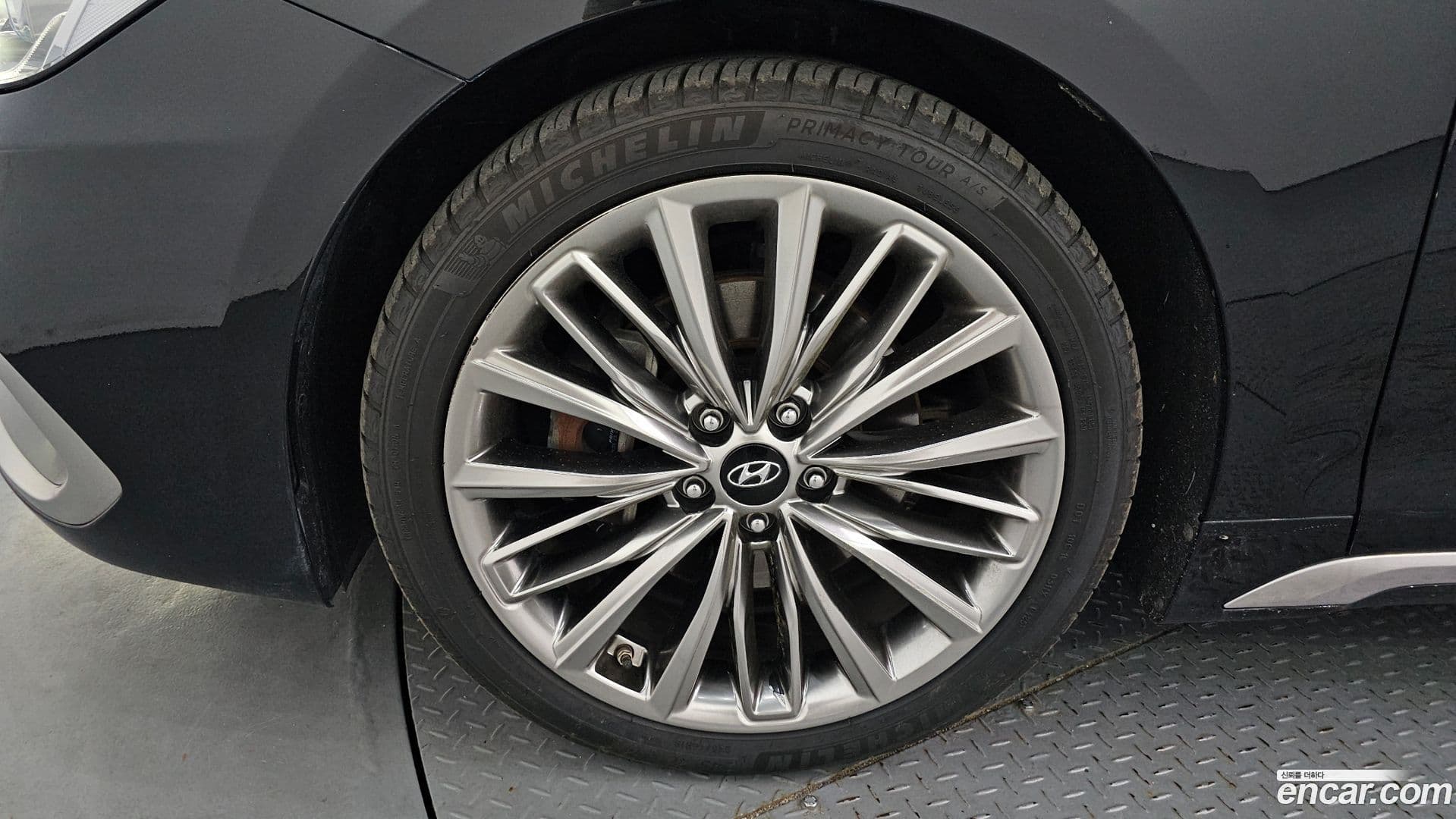 Main__Slider__Photo:Grandeur Hyundai 2019.3-4