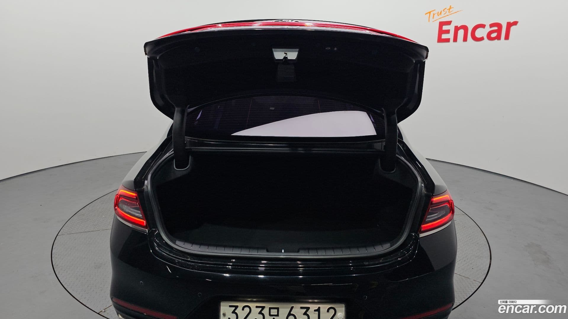 Main__Slider__Photo:Grandeur Hyundai 2019.3-19