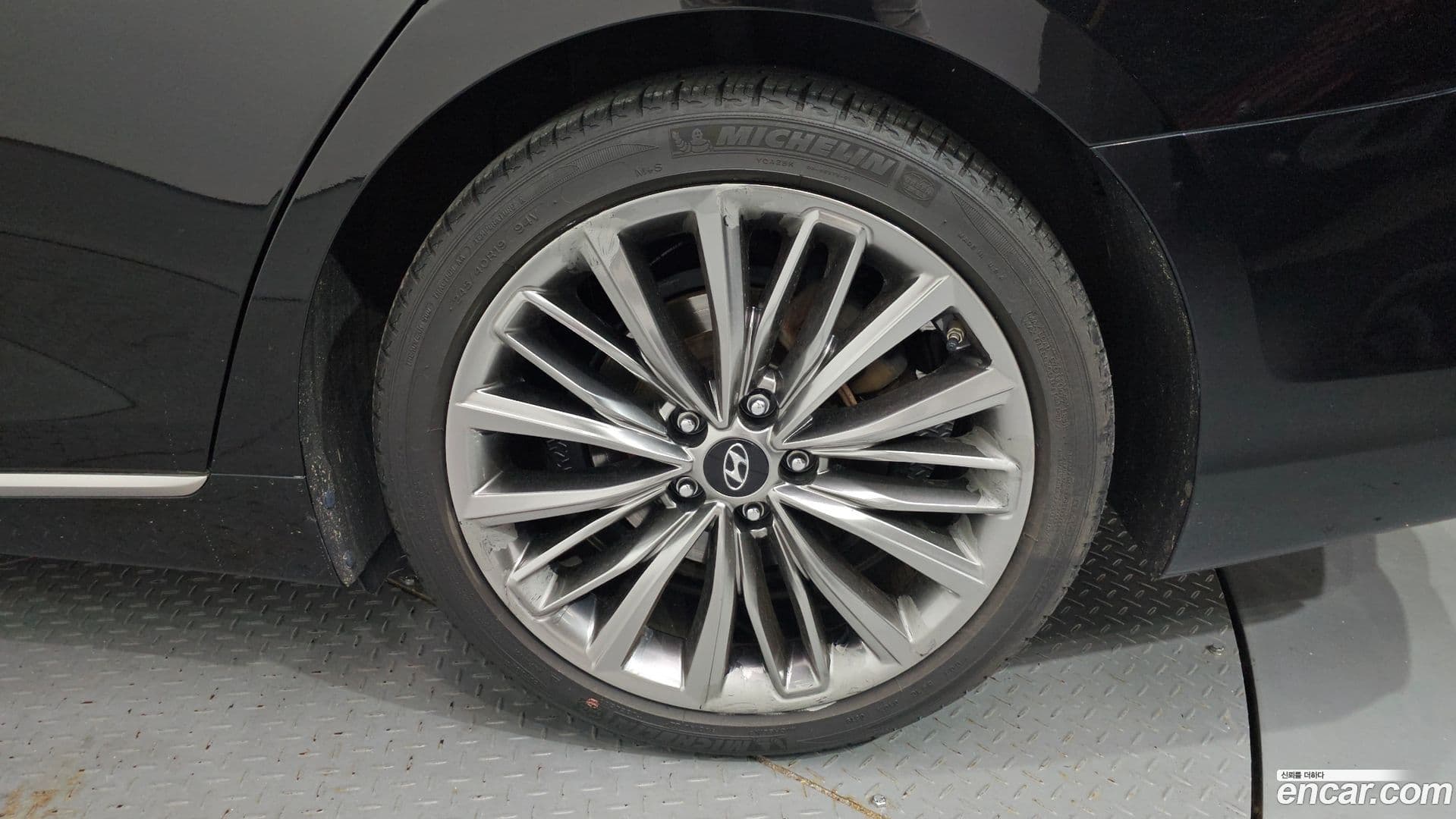 Main__Slider__Photo:Grandeur Hyundai 2019.3-20