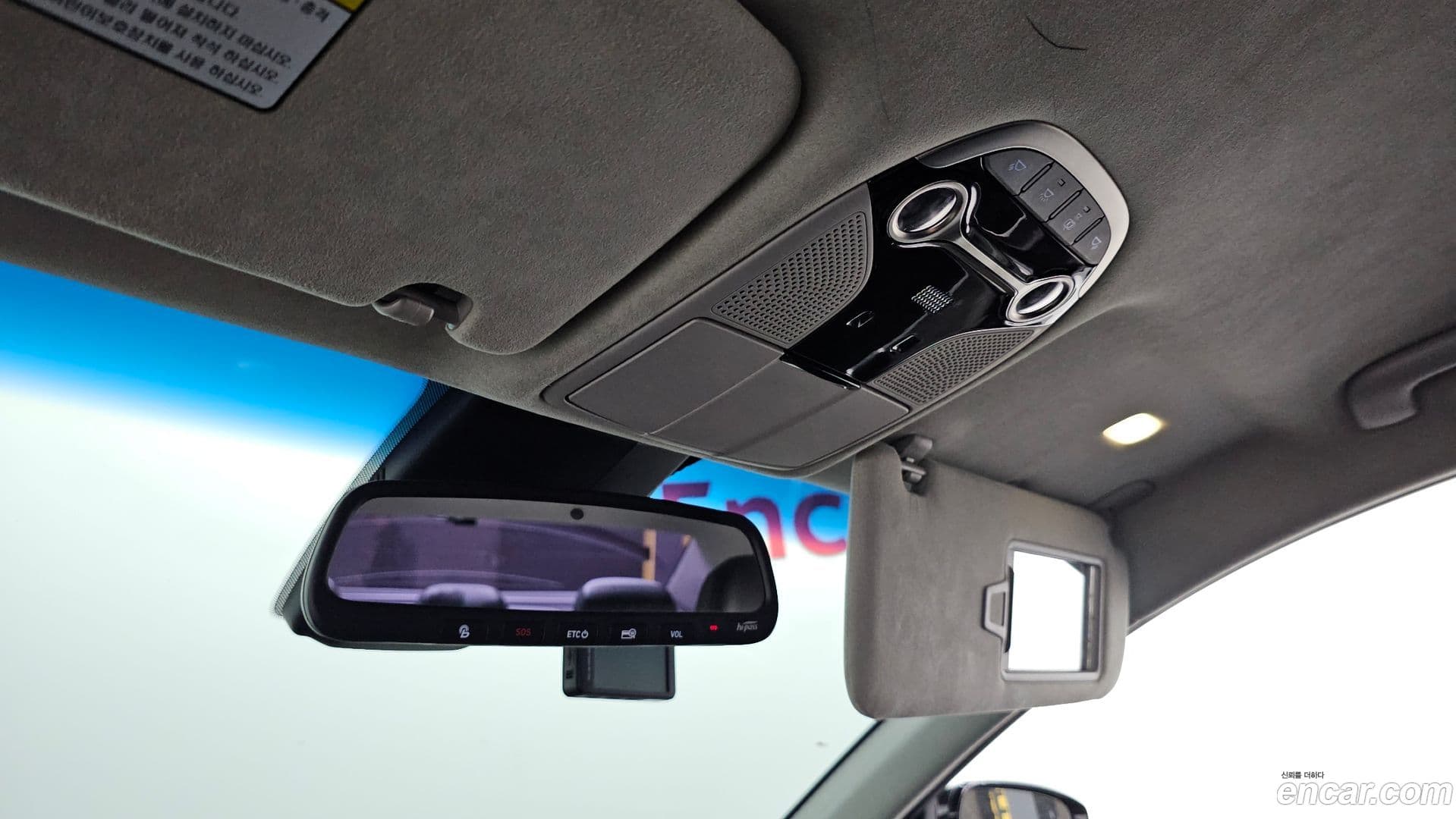 Main__Slider__Photo:Grandeur Hyundai 2019.3-27