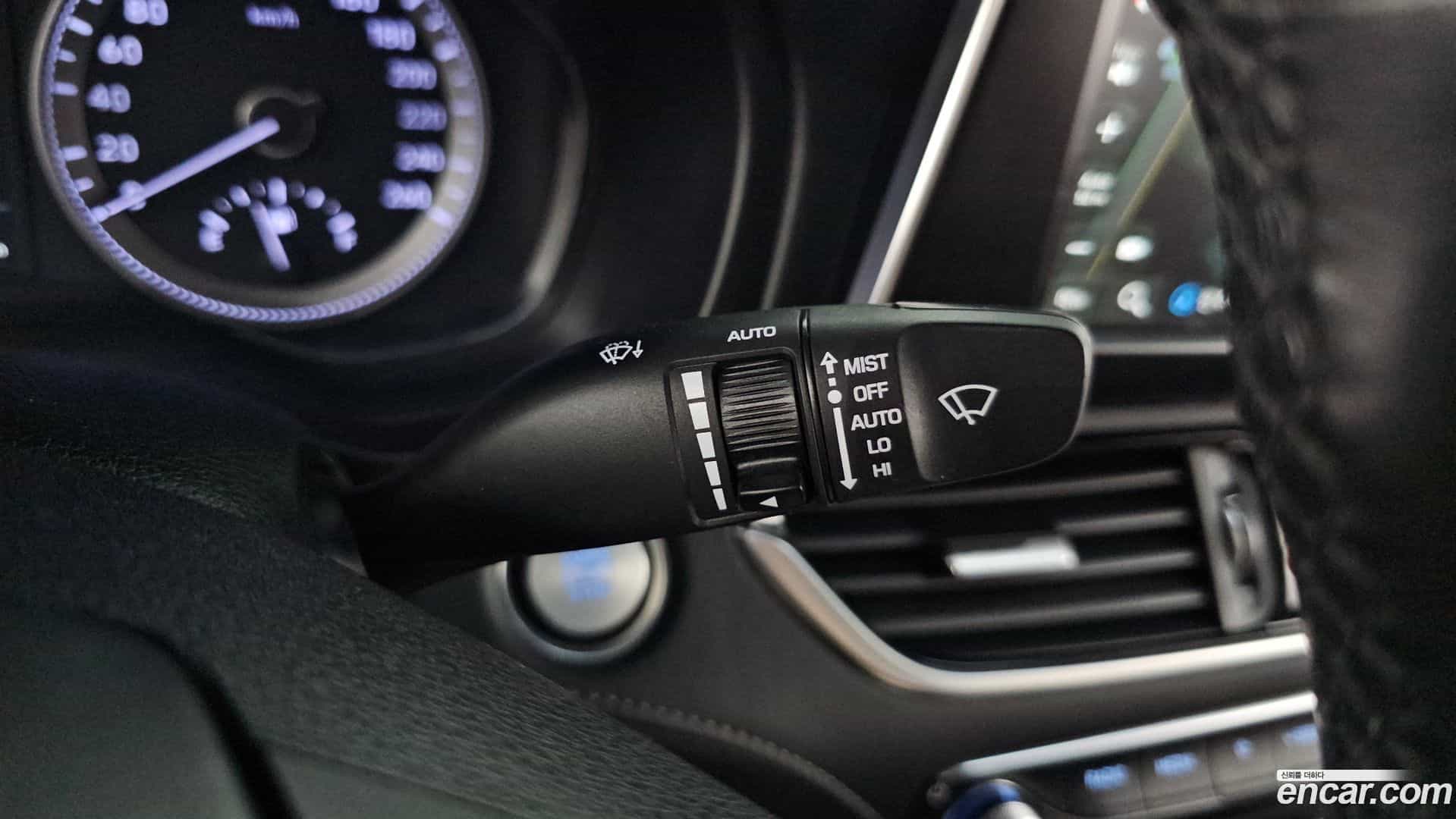 Grandeur Hyundai 2019.3-OPTION-043