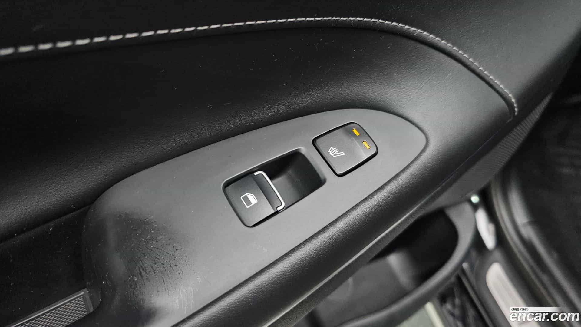 Grandeur Hyundai 2019.3-OPTION-048
