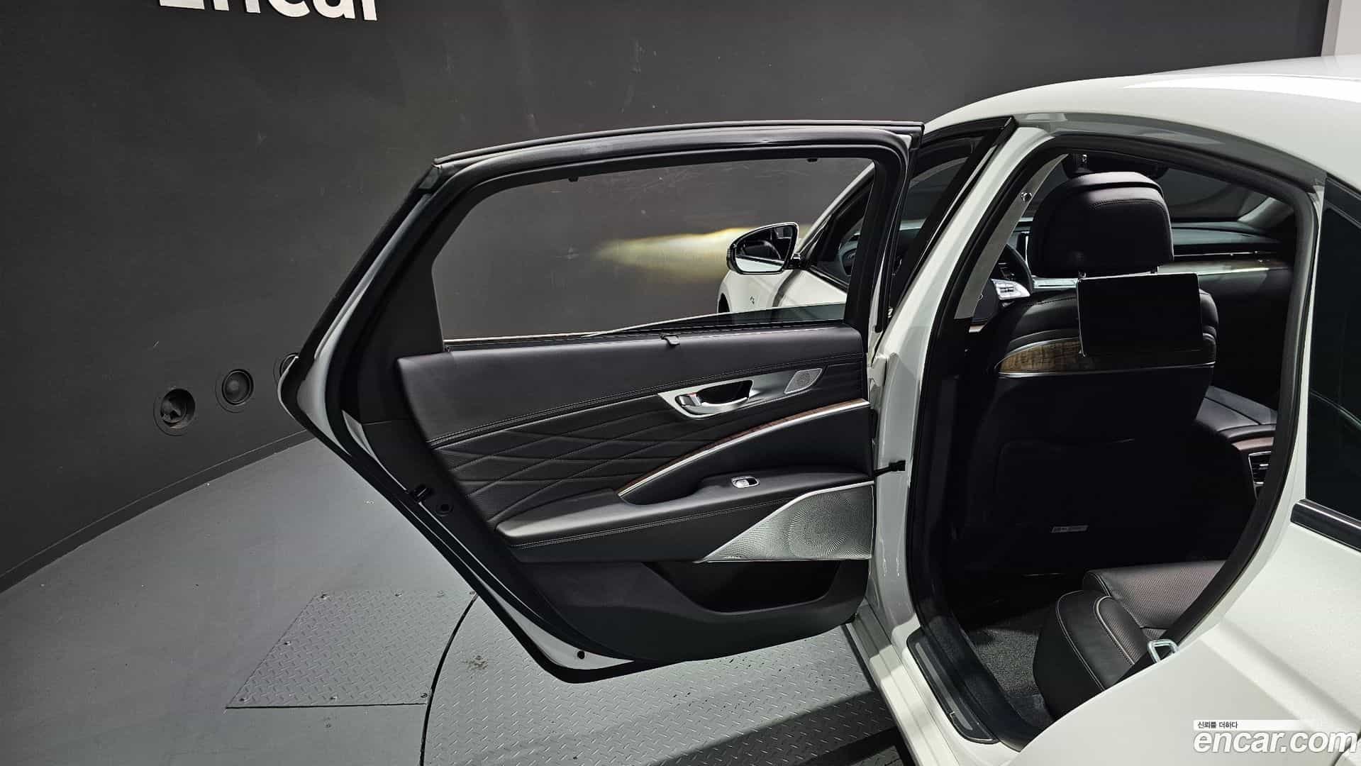 K9 Kia 2021.2-INNER-035