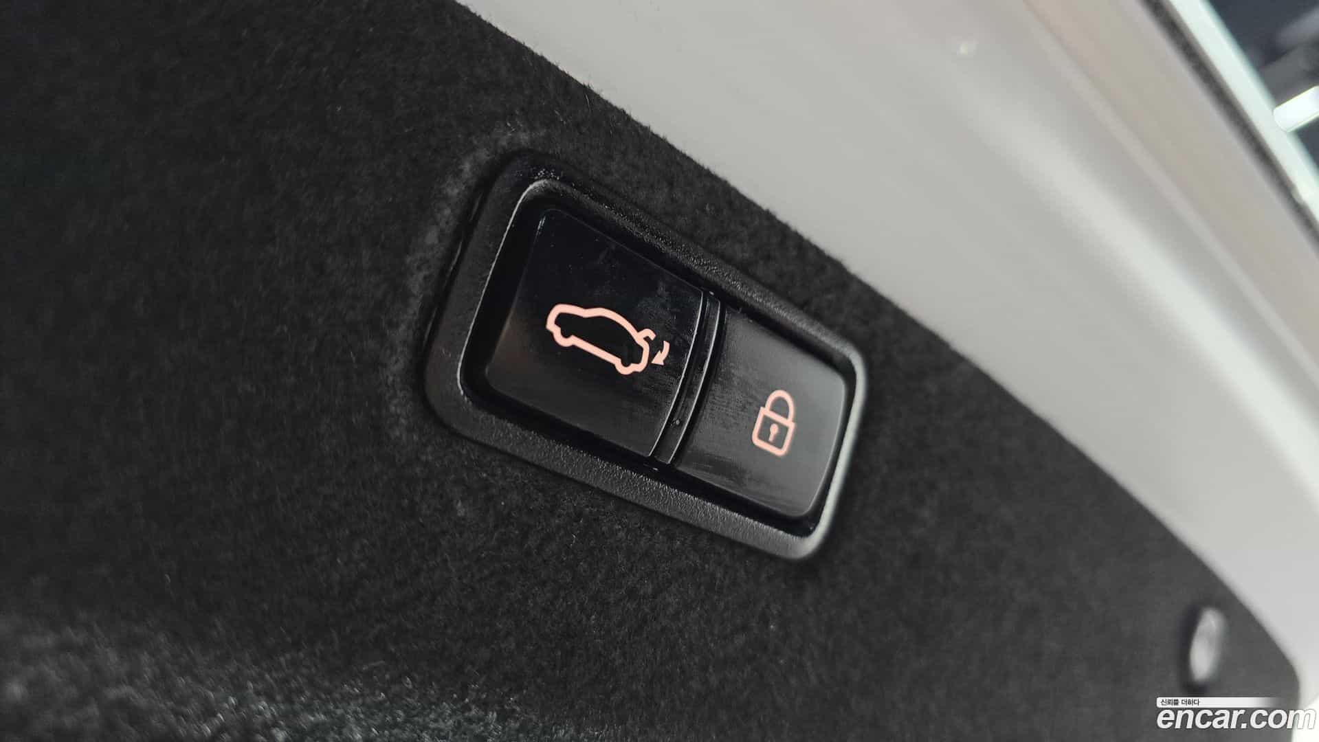 G80 Genesis 2017.10-OPTION-024