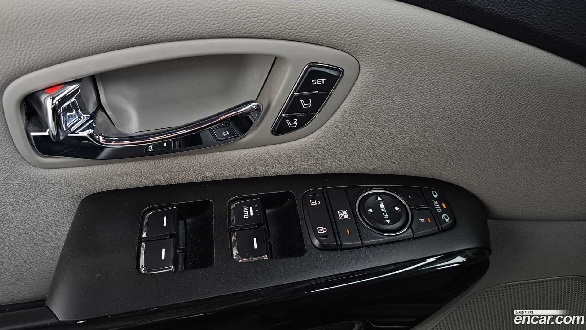 Canival Kia 2019.9-OPTION-046