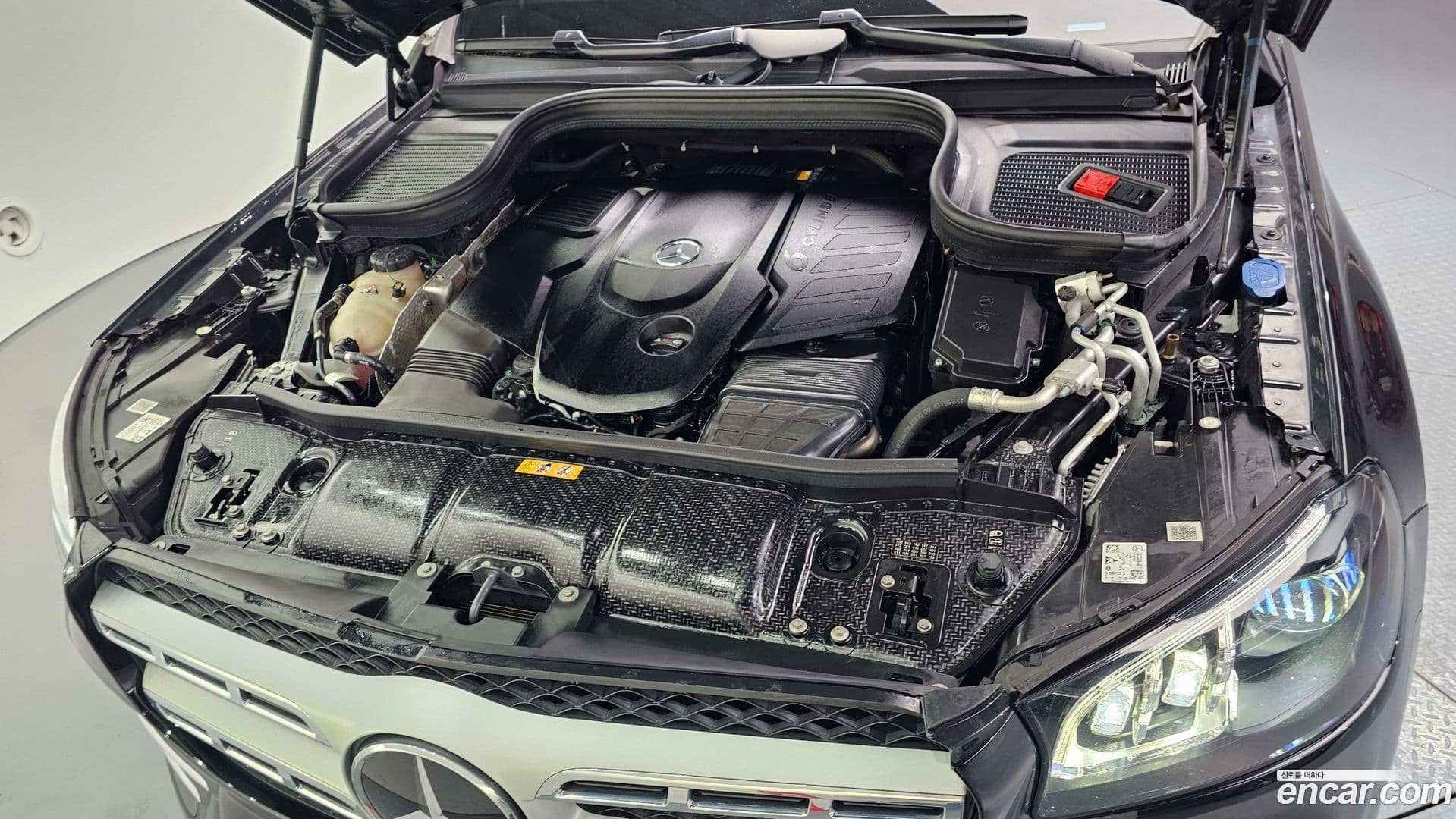 Main__Slider__Photo:GLS-Class Mercedes-Benz 2022.5-5