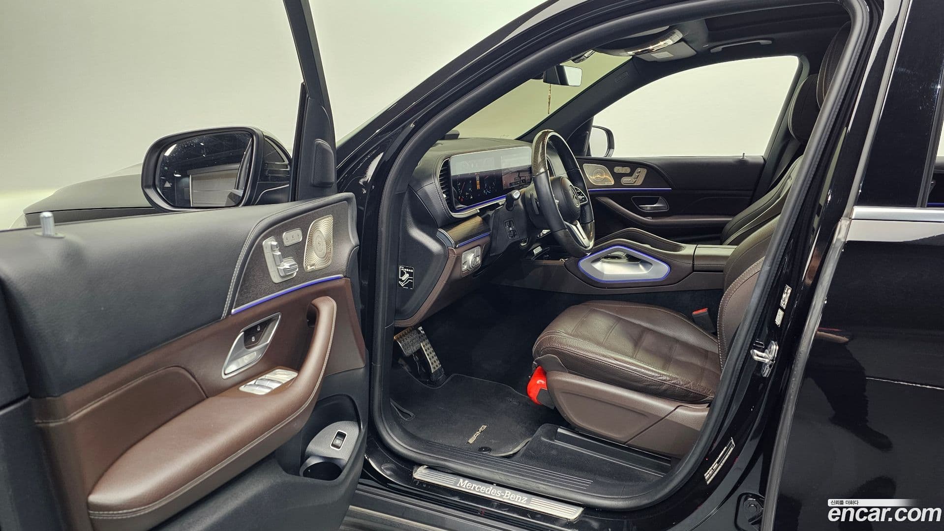 Main__Slider__Photo:GLS-Class Mercedes-Benz 2022.5-9