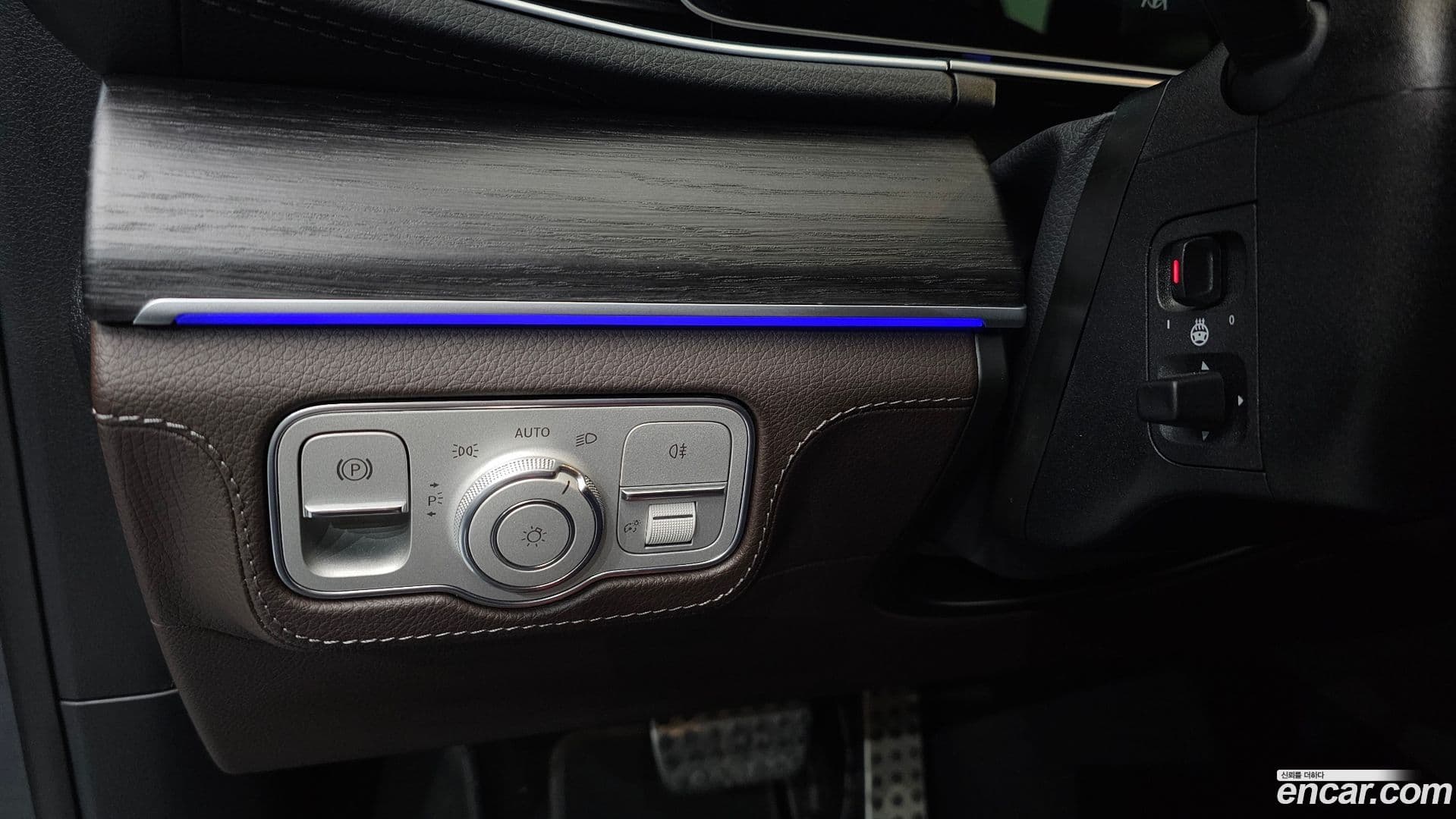 Main__Slider__Photo:GLS-Class Mercedes-Benz 2022.5-15