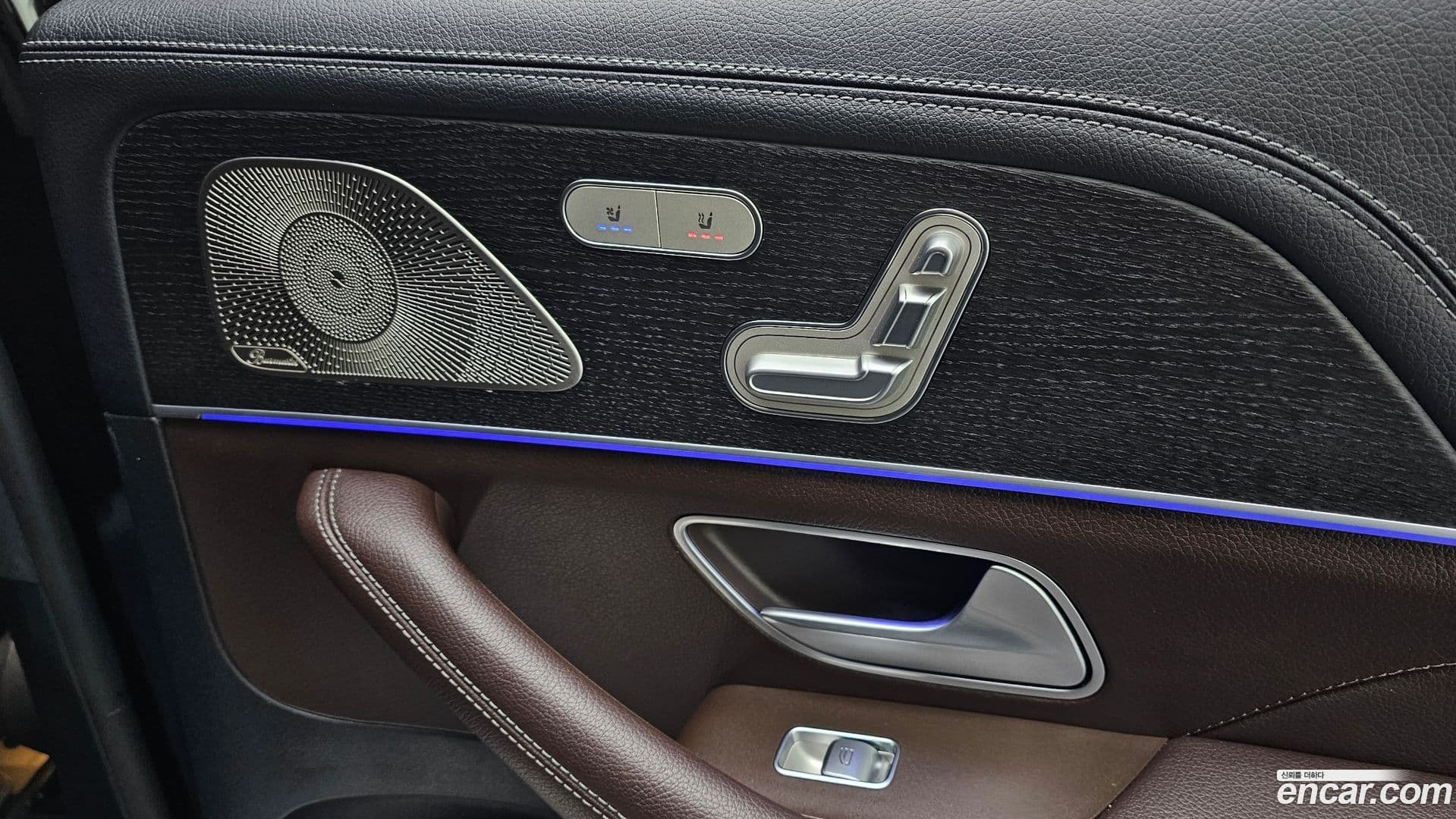 Main__Slider__Photo:GLS-Class Mercedes-Benz 2022.5-16