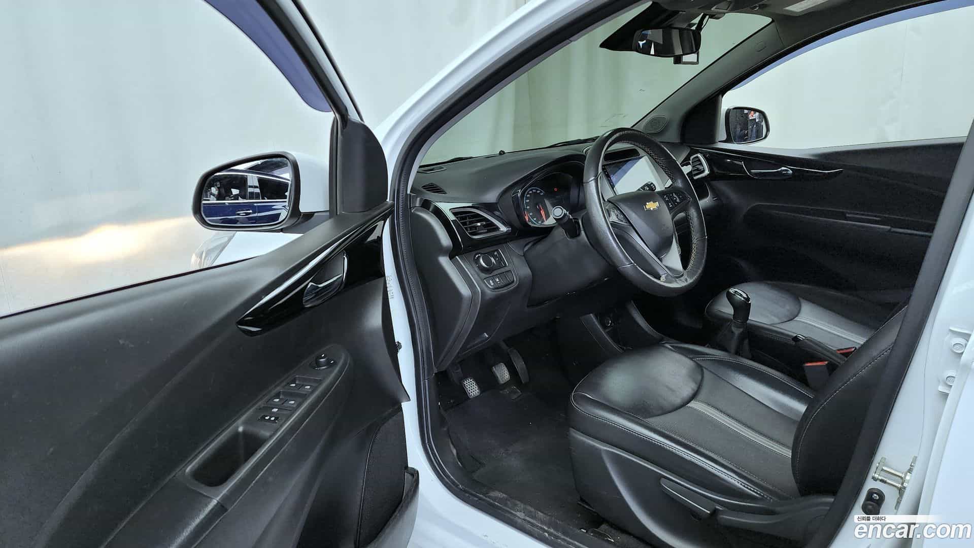 Spark Chevrolet 2022.3-INNER-010