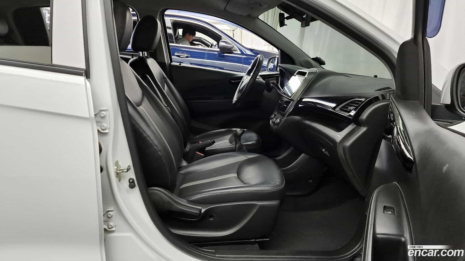 Spark Chevrolet 2022.3-OPTION-015