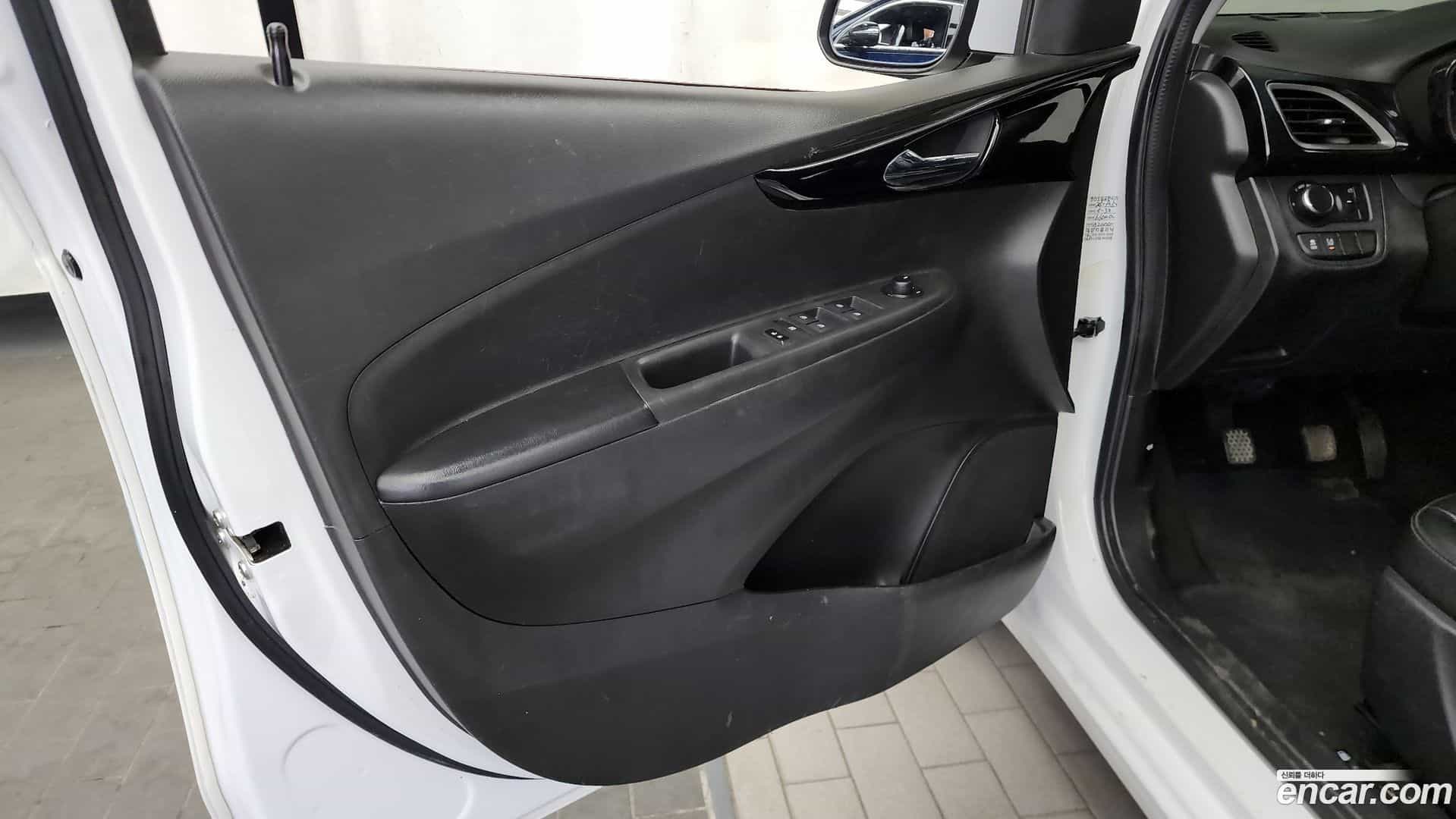 Spark Chevrolet 2022.3-INNER-034