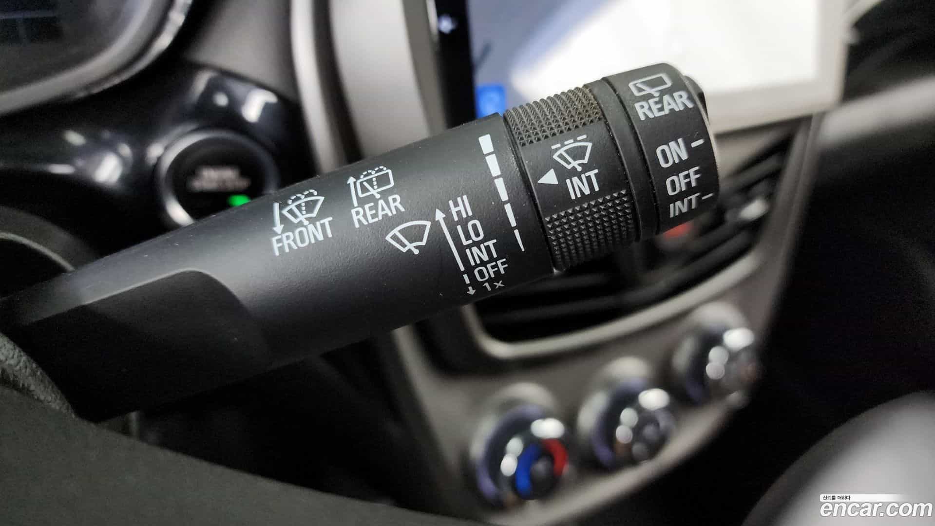 Spark Chevrolet 2022.3-OPTION-042