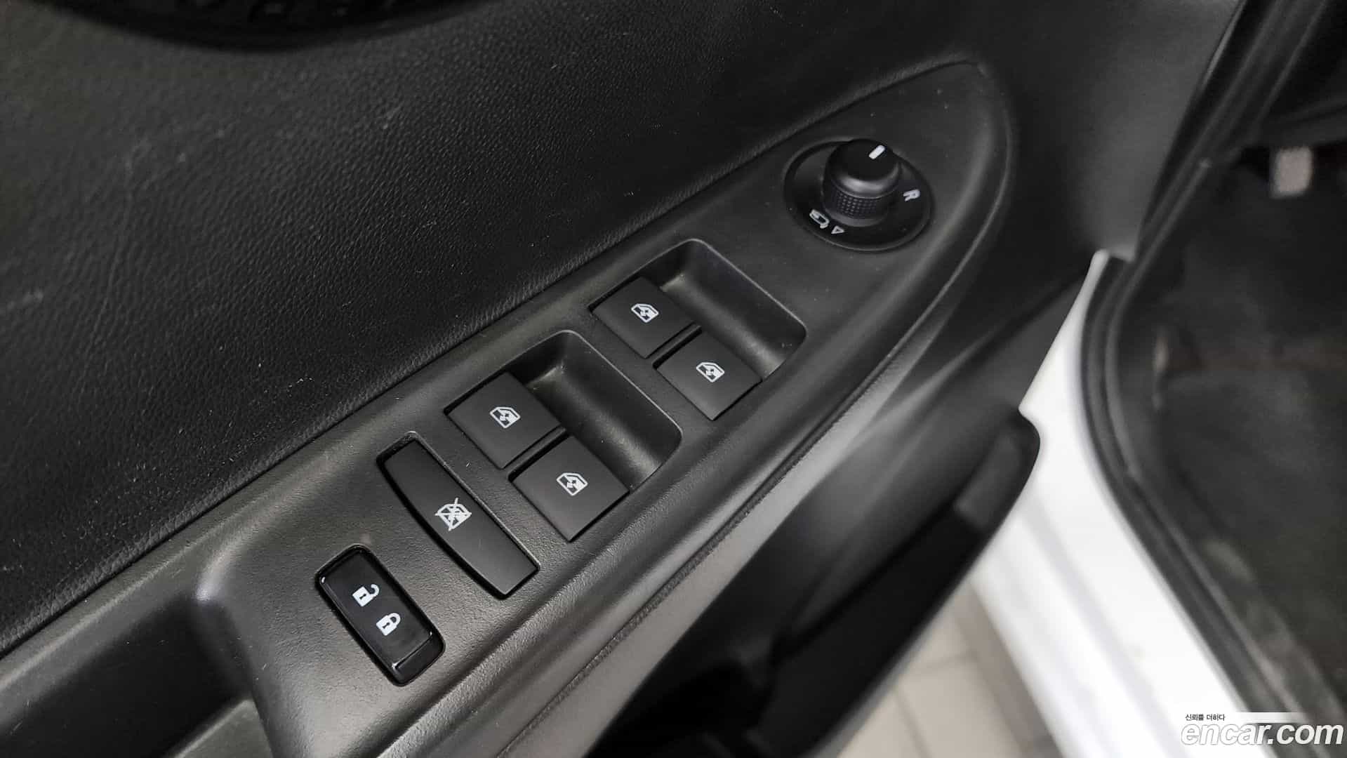 Spark Chevrolet 2022.3-OPTION-043