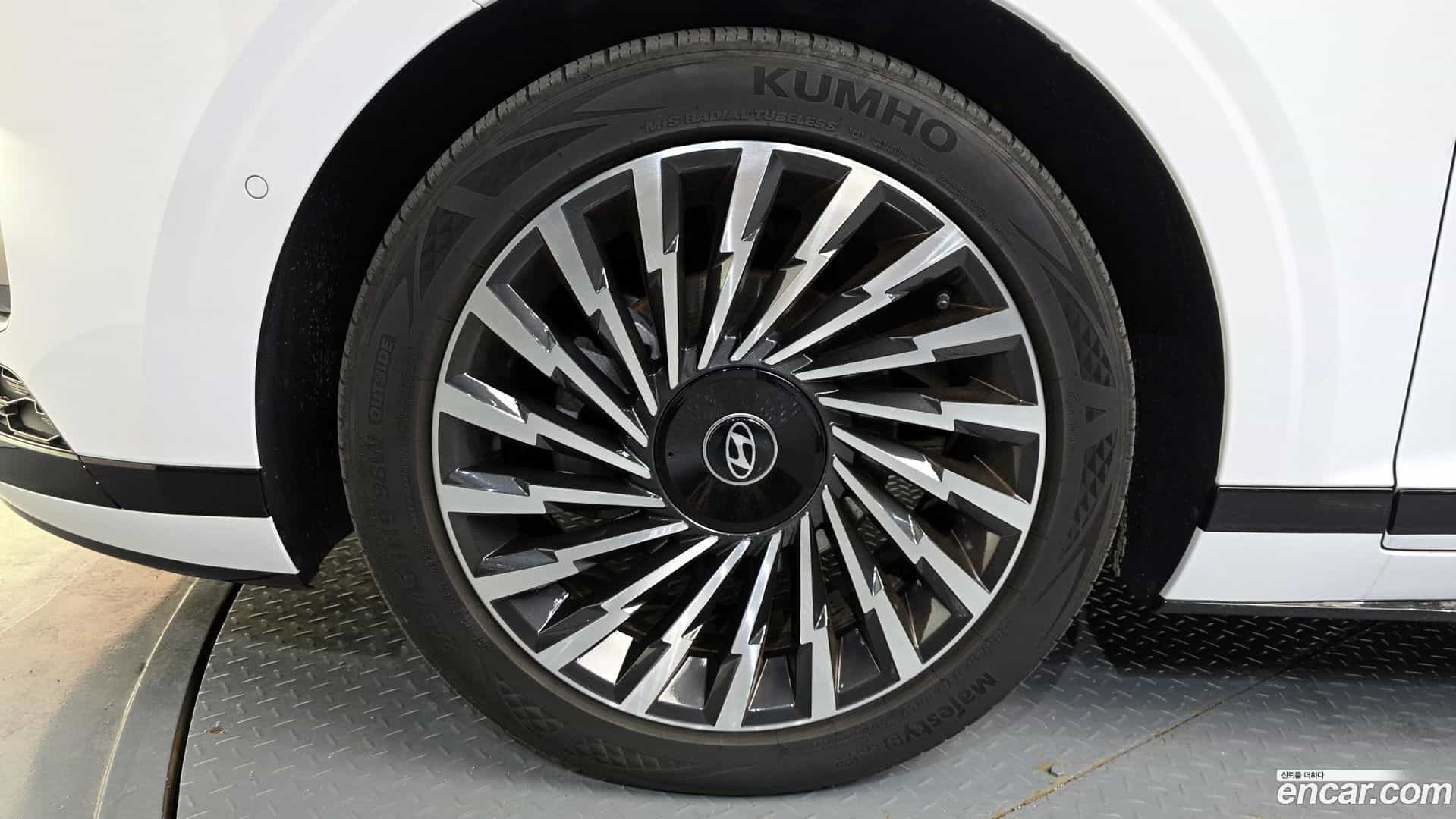 Grandeur Hyundai 2023.3-OUTER-005