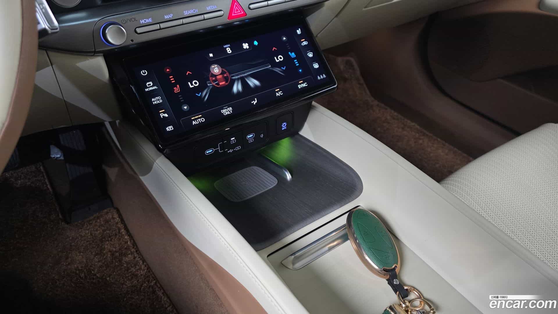 Grandeur Hyundai 2023.3-OPTION-015