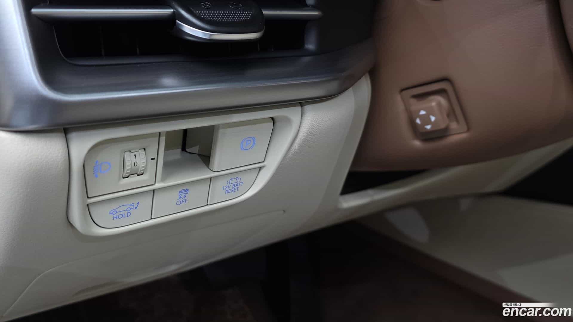 Grandeur Hyundai 2023.3-OPTION-041