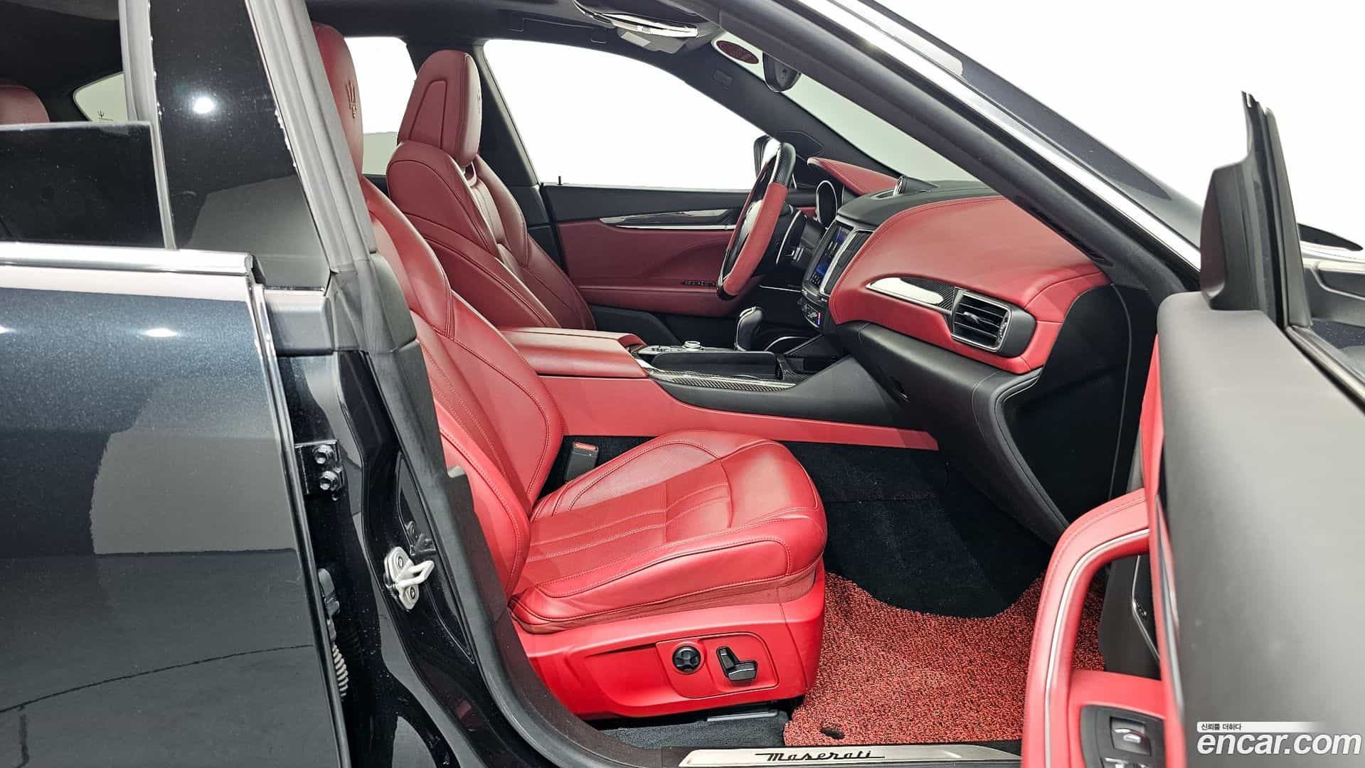 Levante Maserati 2018.7-OPTION-015