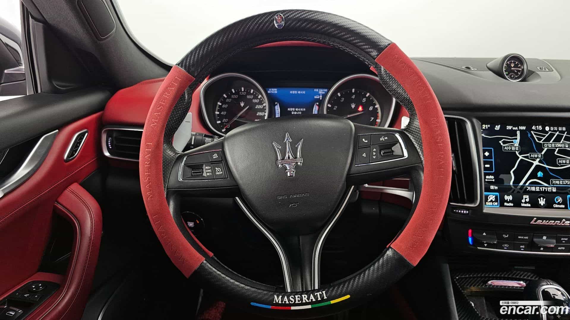 Levante Maserati 2018.7-OPTION-017