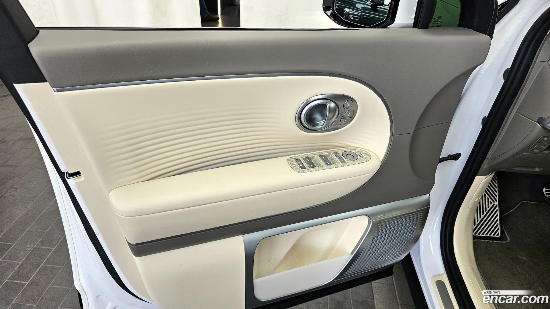 Main__Slider__Photo:Ioniq9 Hyundai 2025.9-23