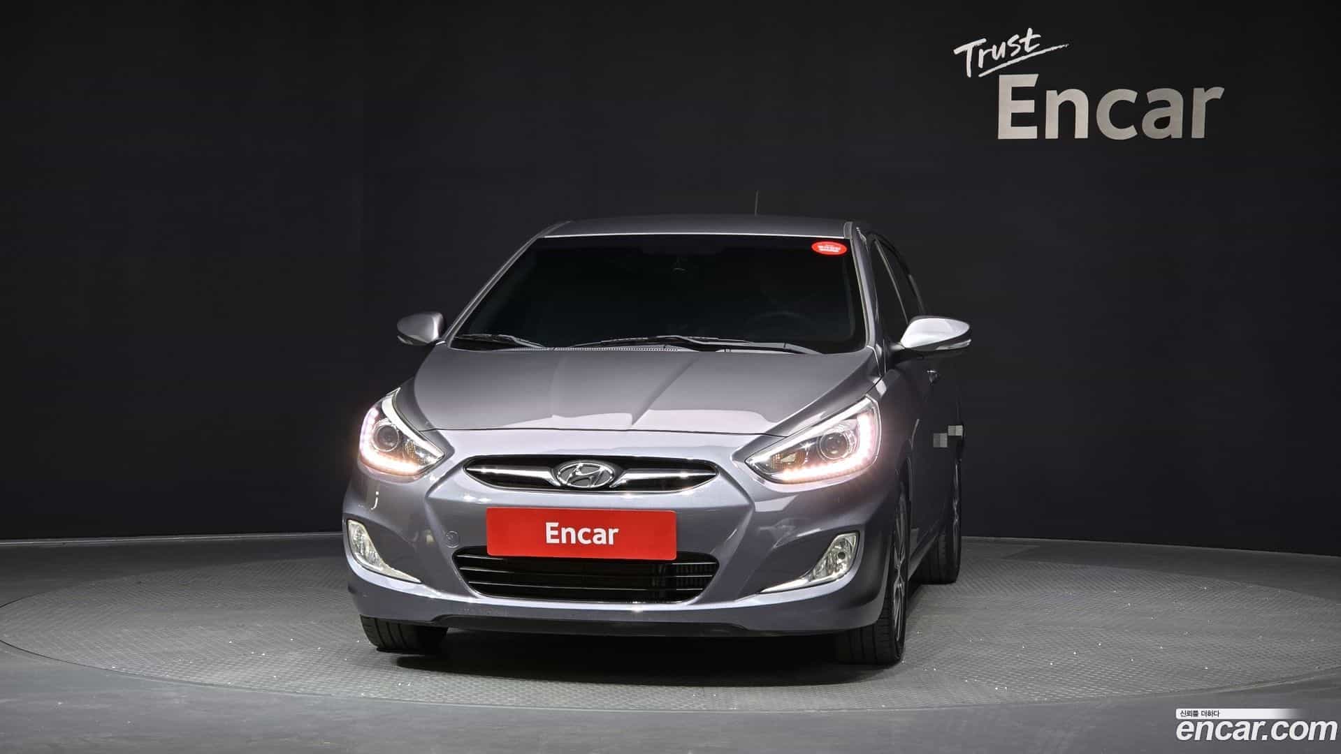 Accent Hyundai 2014.7-OUTER-003