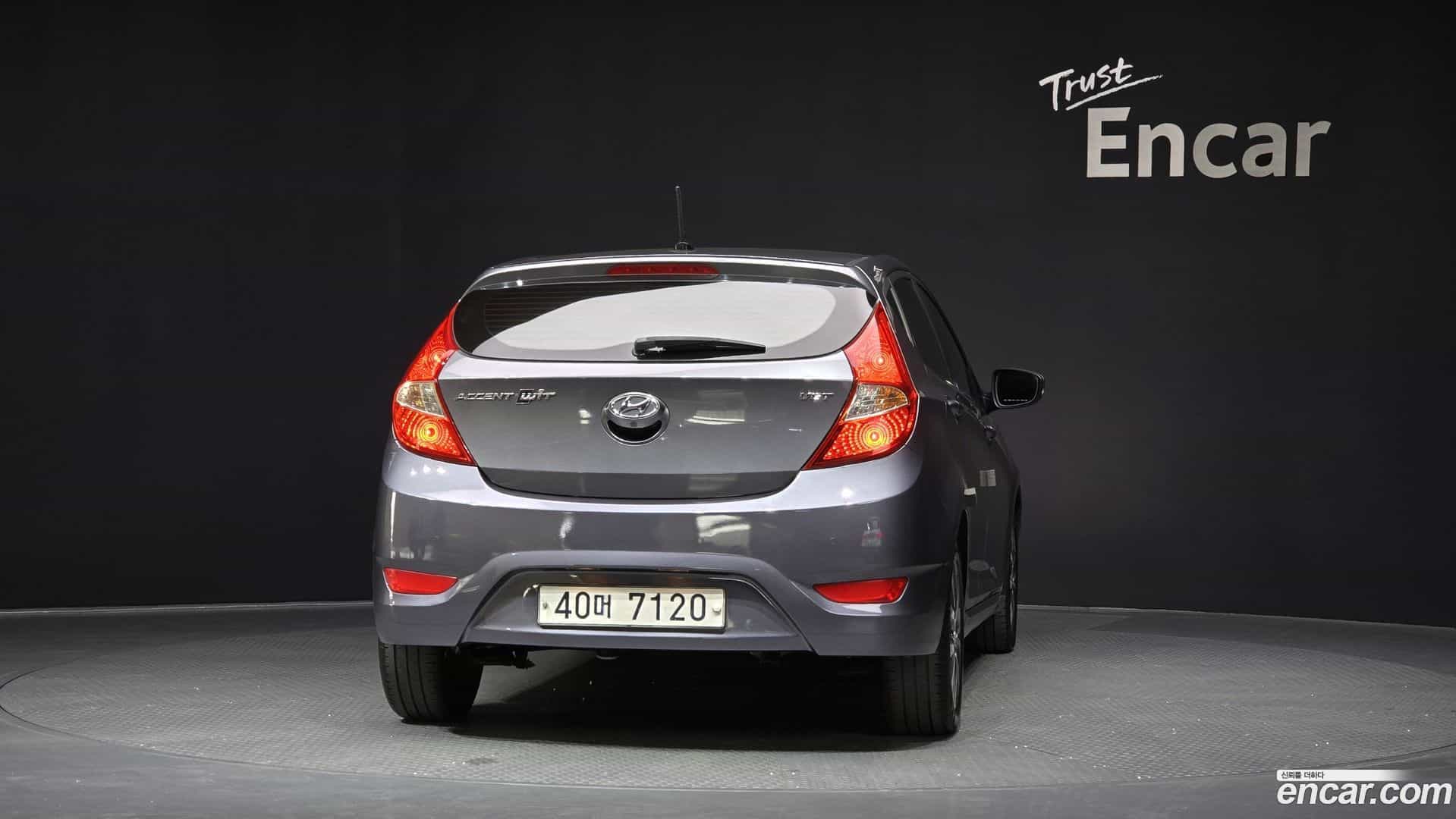 Accent Hyundai 2014.7-OUTER-004