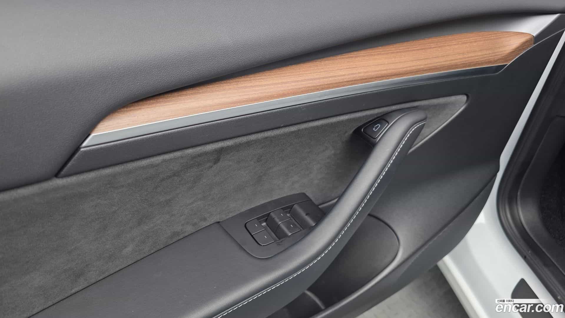 Model 3 Tesla 2022.8-INNER-034