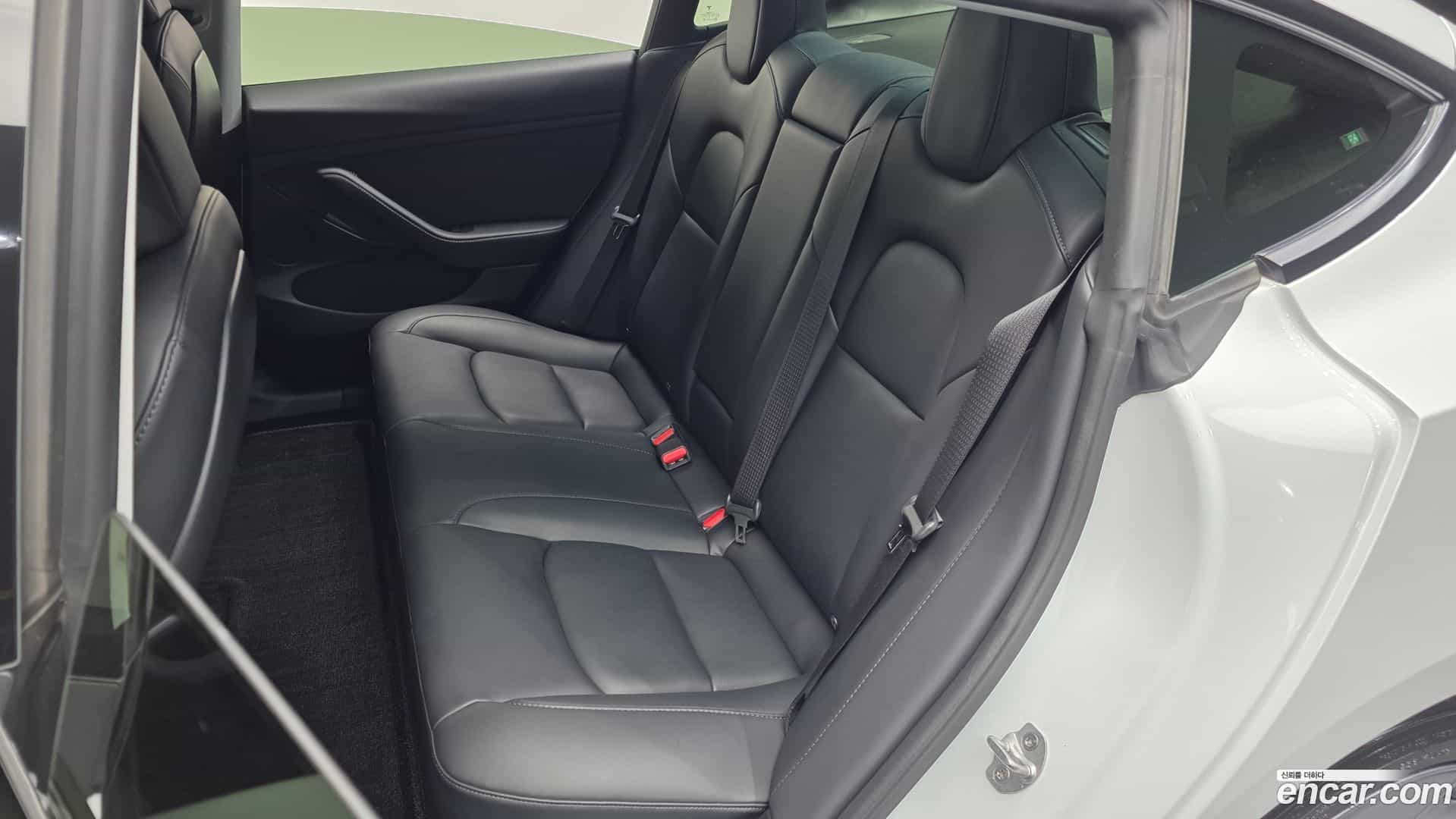 Model 3 Tesla 2022.8-INNER-036