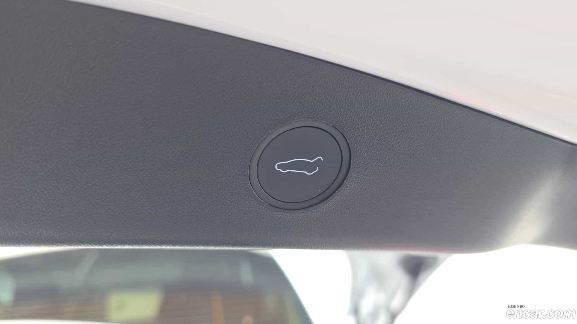 Model 3 Tesla 2022.8-OPTION-043