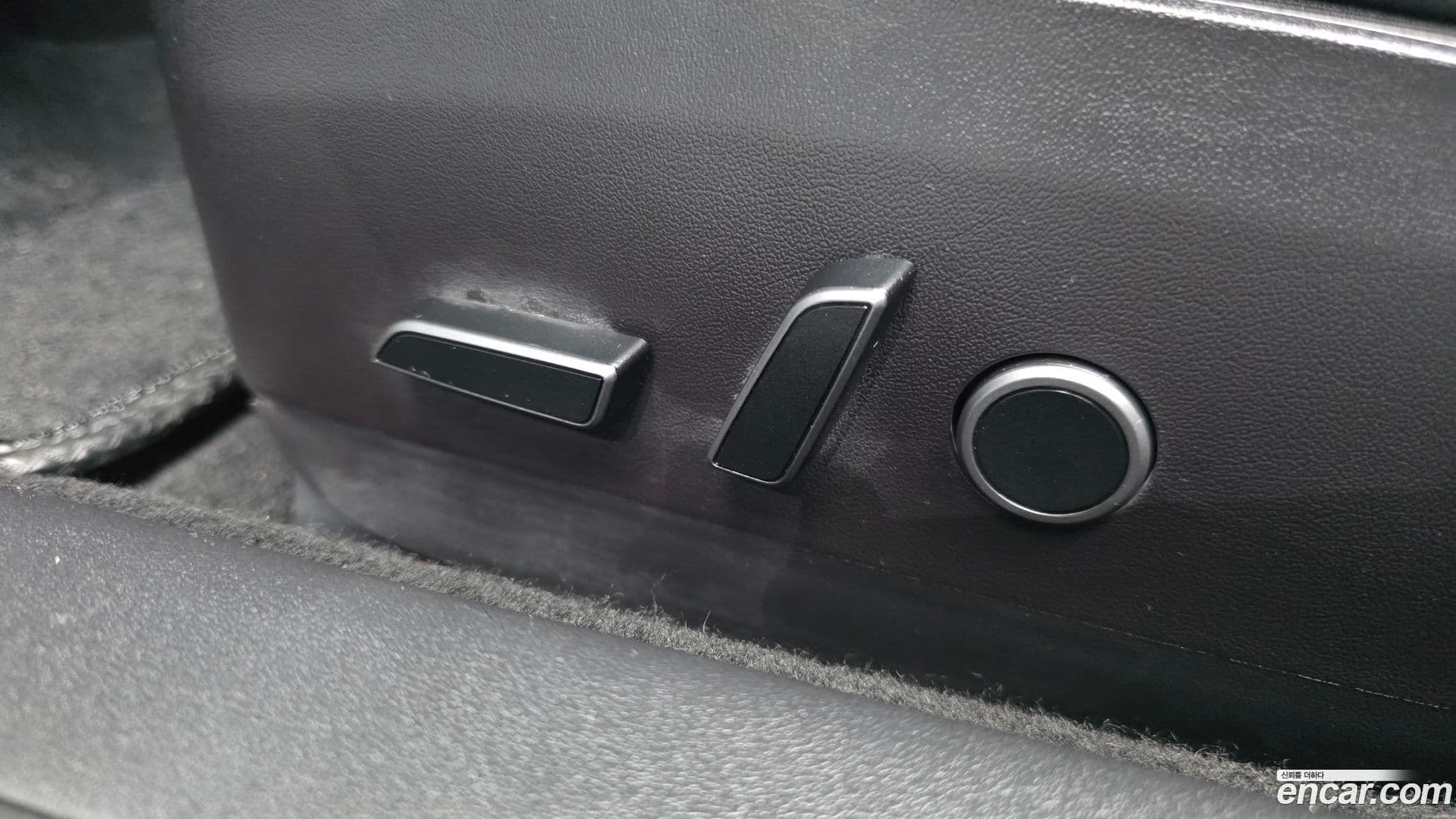 Main__Slider__Photo:Model 3 Tesla 2022.8-31