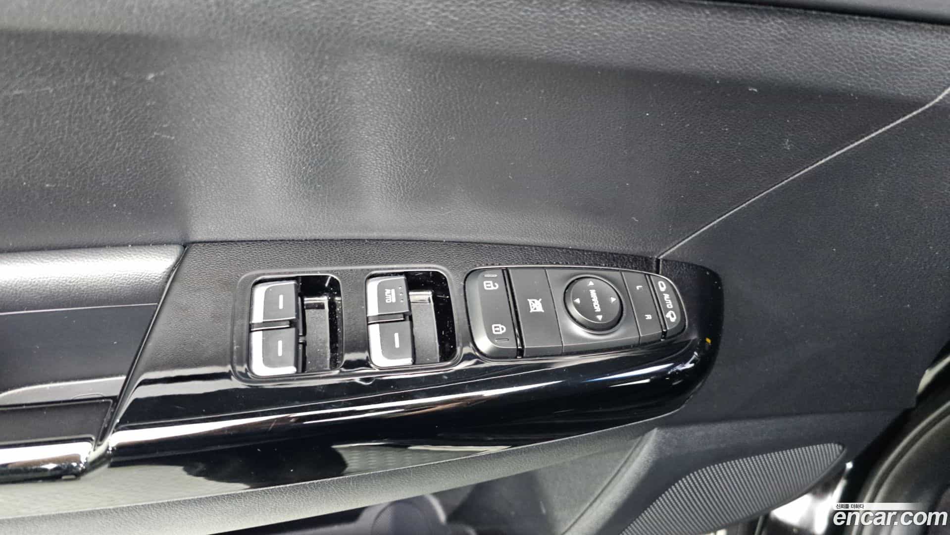 Sportage Kia 2016.0-OPTION-044
