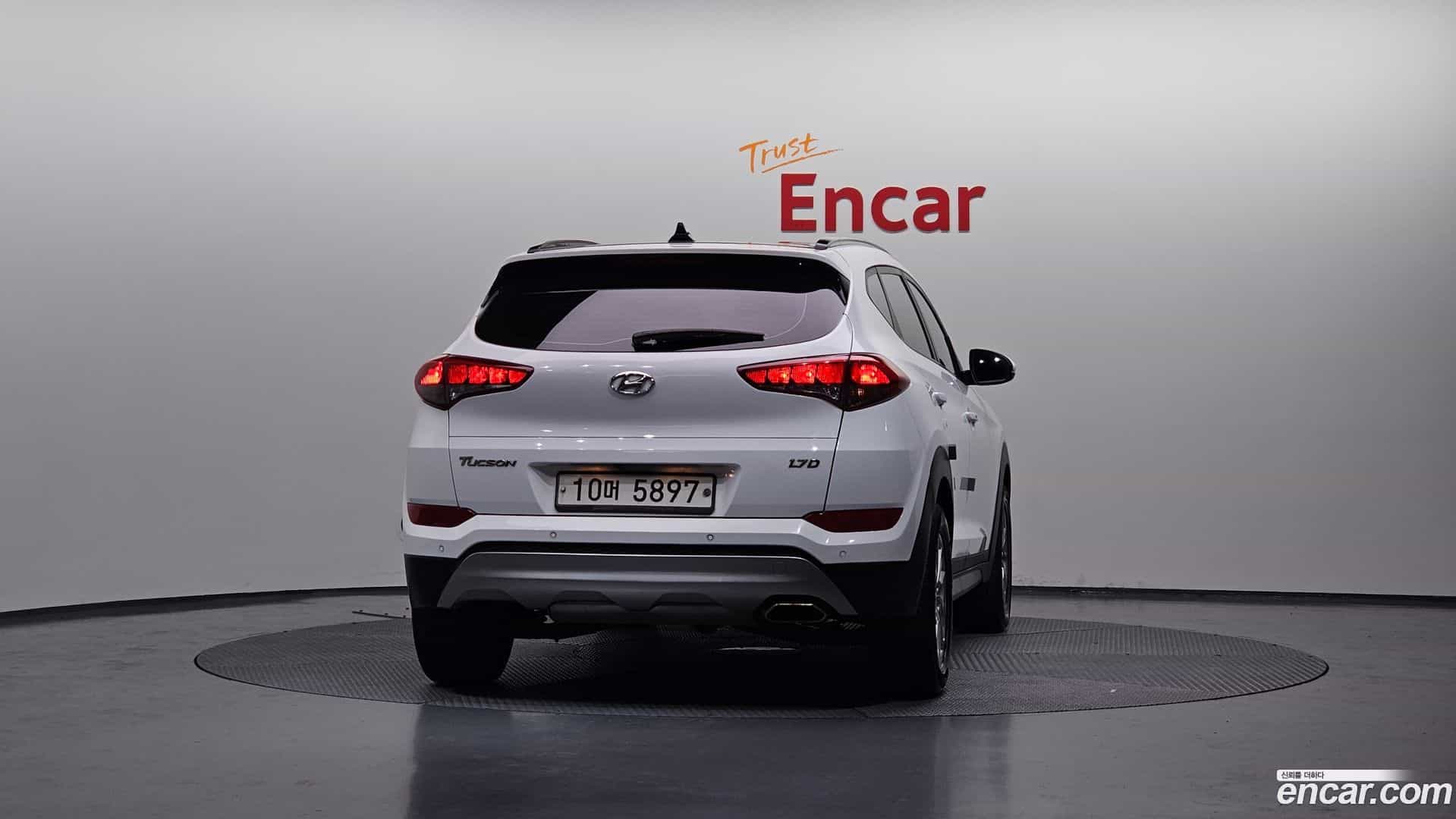Tucson Hyundai 2017.5-OUTER-004