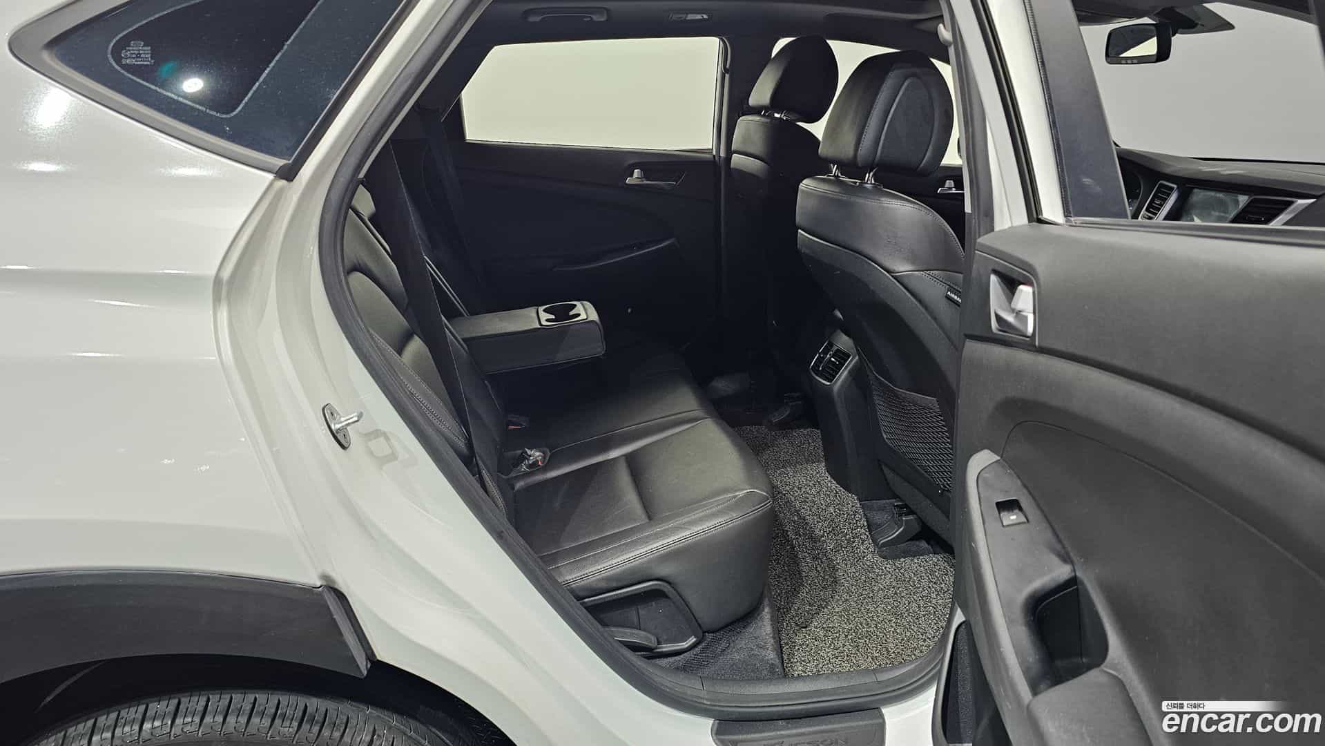 Tucson Hyundai 2017.5-OPTION-015