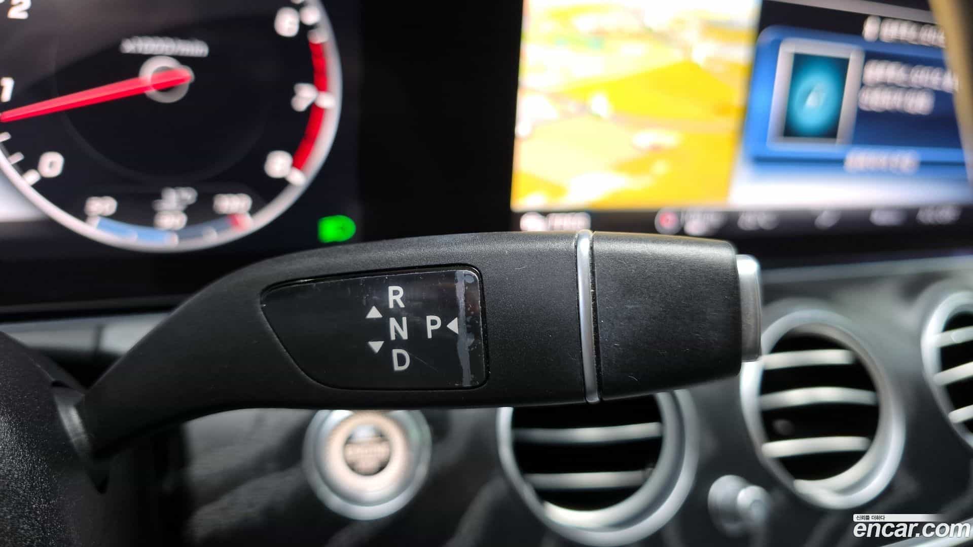 E-Class Mercedes-Benz 2019.1-INNER-009