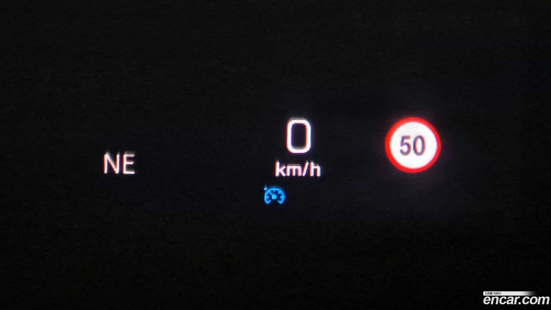E-Class Mercedes-Benz 2019.1-OPTION-015