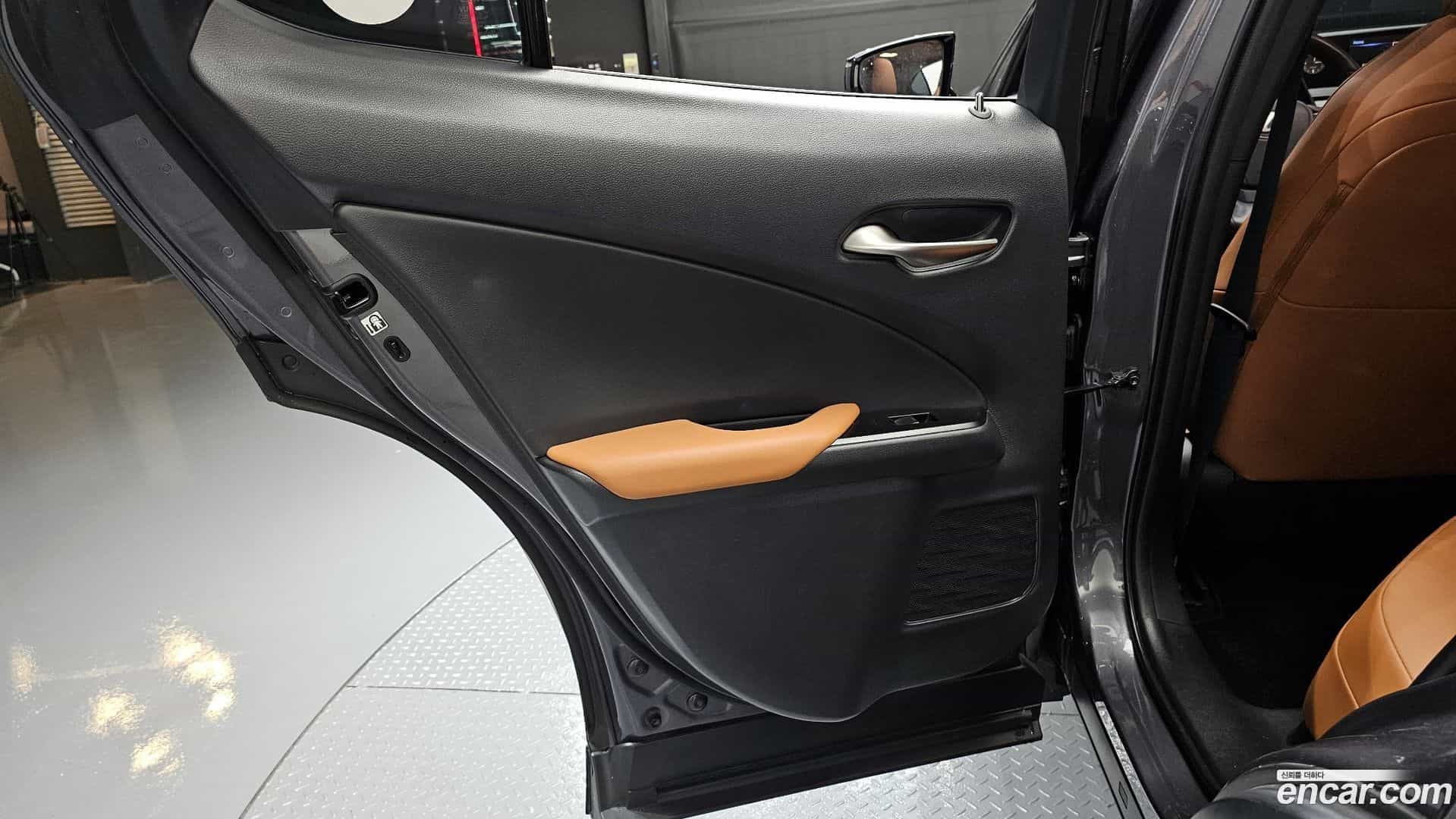 UX Lexus 2022.5-INNER-035