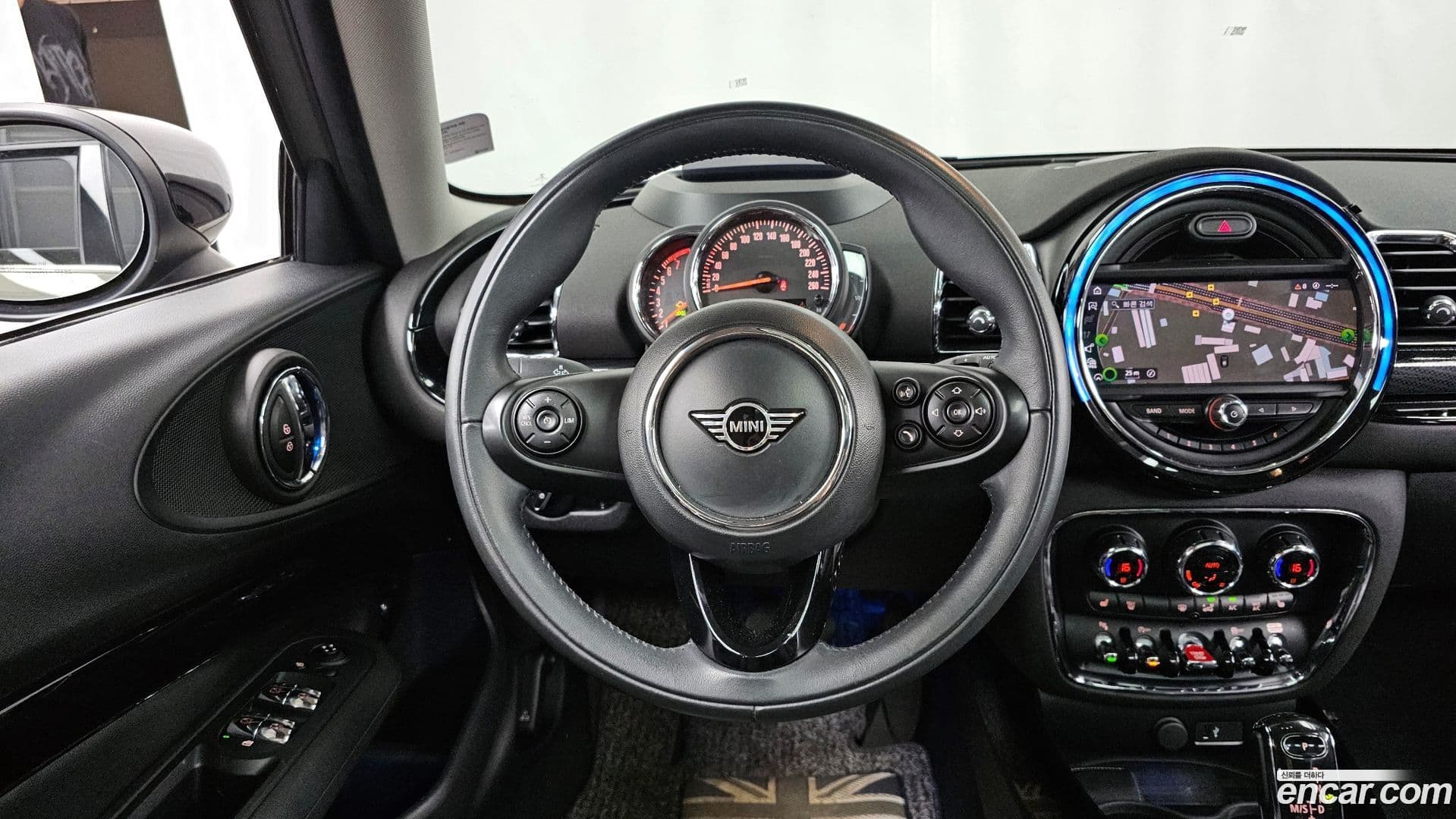 Main__Slider__Photo:Clubman Mini 2019.11-12