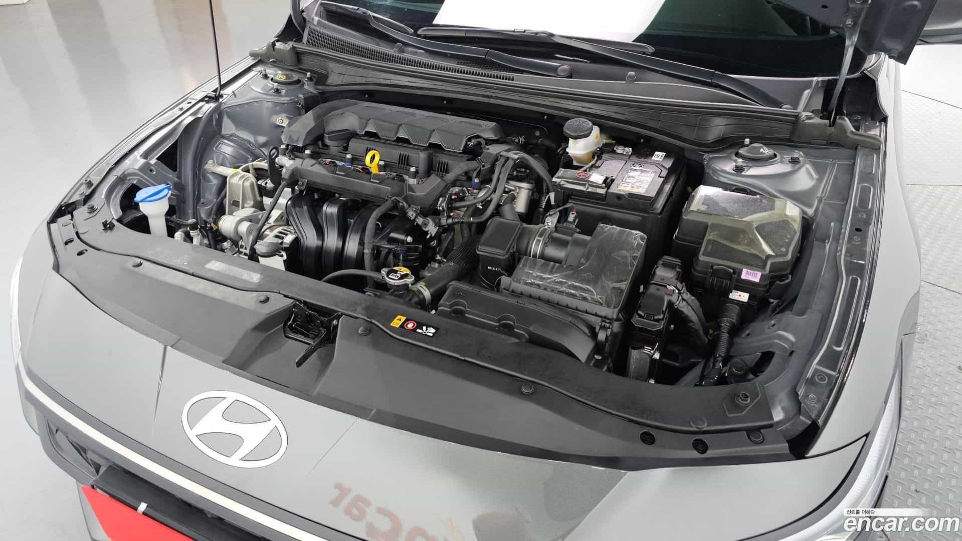 AVANTE Hyundai 2024.0-OUTER-006