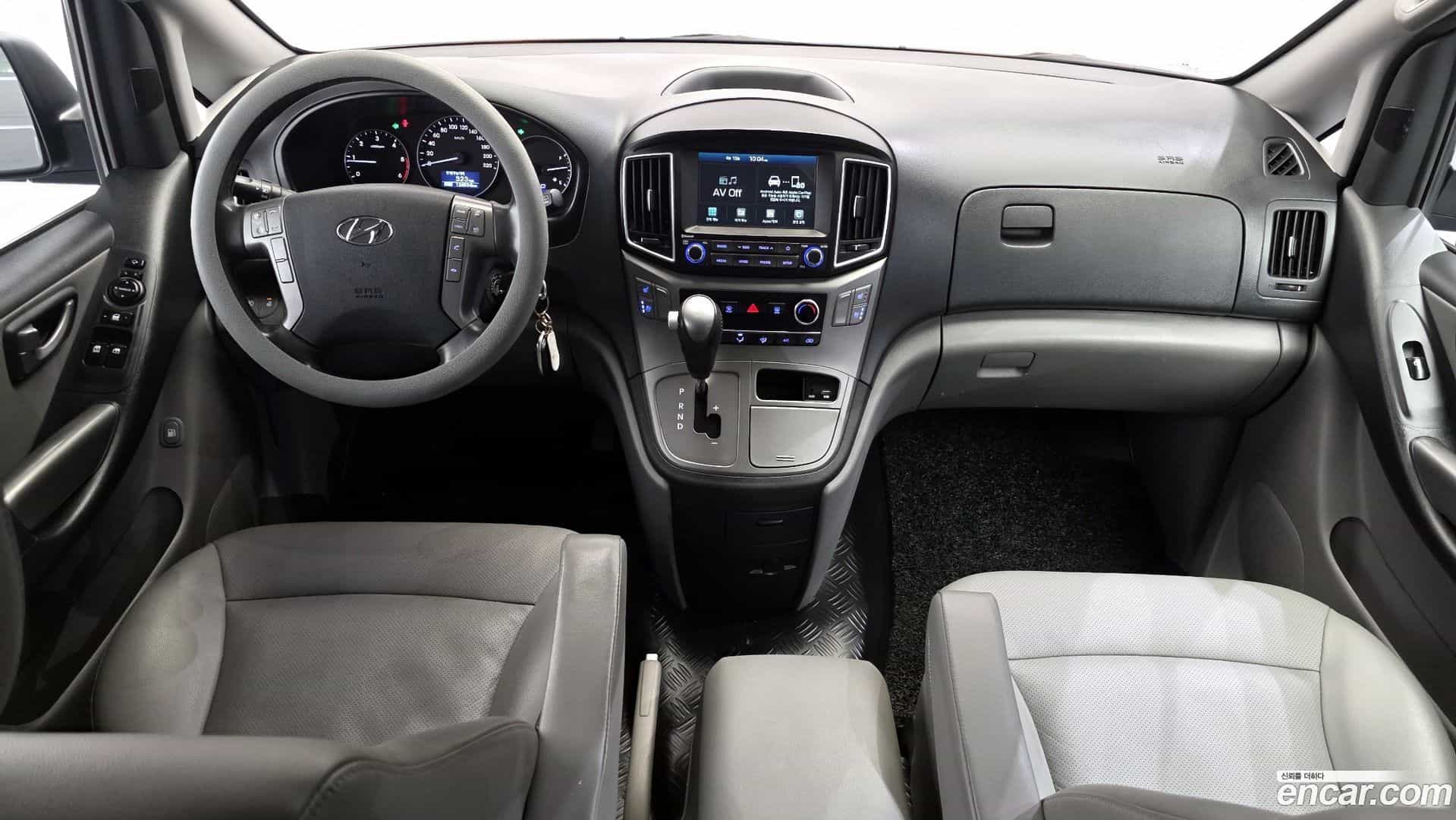 Starex Hyundai 2019.8-INNER-007