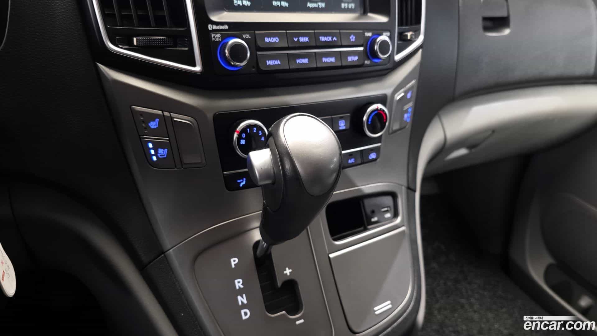 Starex Hyundai 2019.8-INNER-009