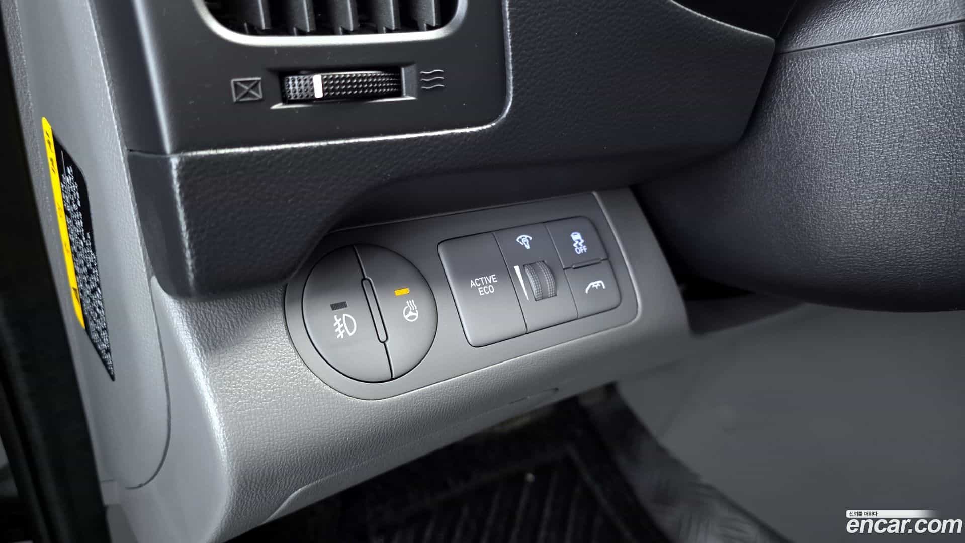 Starex Hyundai 2019.8-OPTION-021